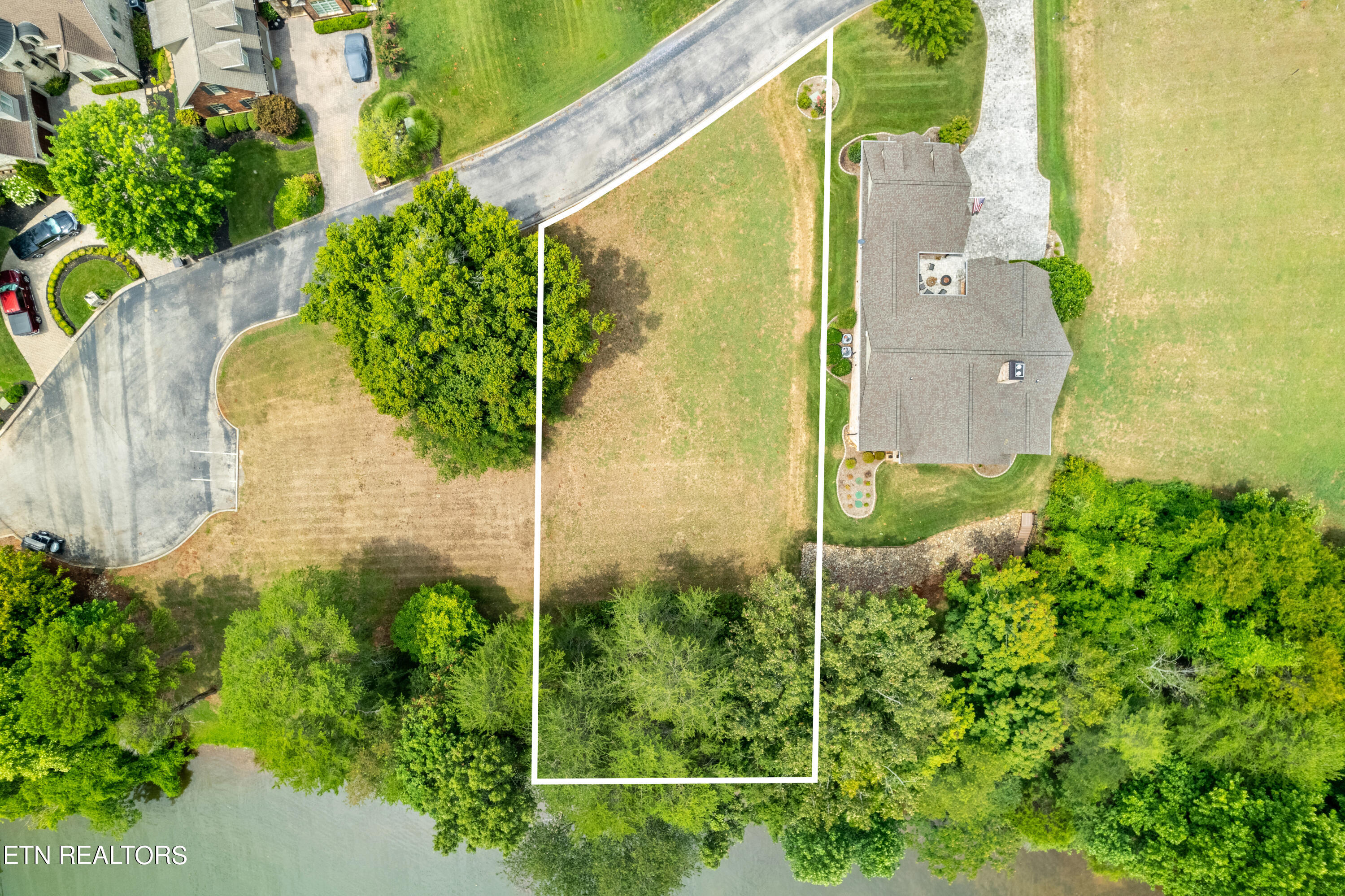 1671 Rarity Bay Parkway Vonore TN 37885
