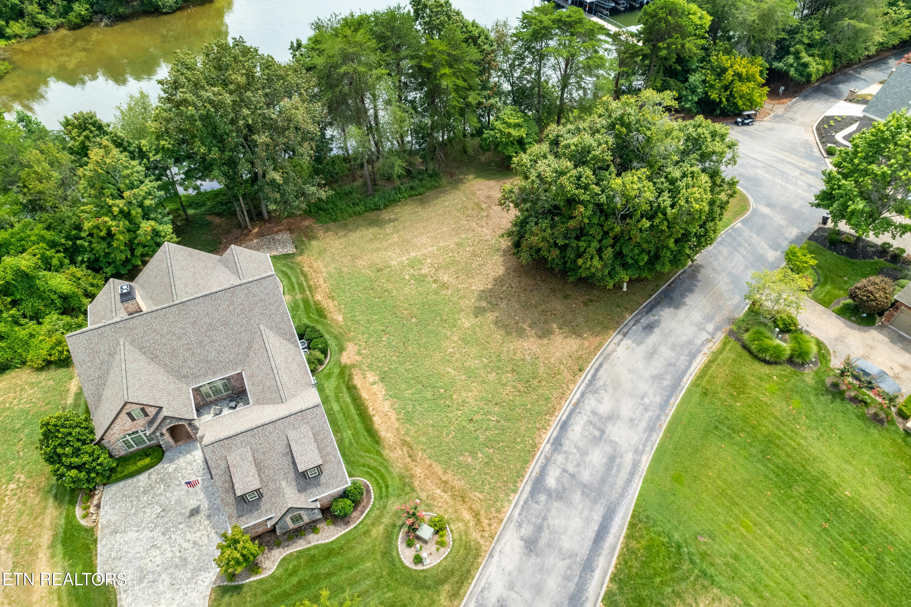 1671 Rarity Bay Parkway Vonore TN 37885
