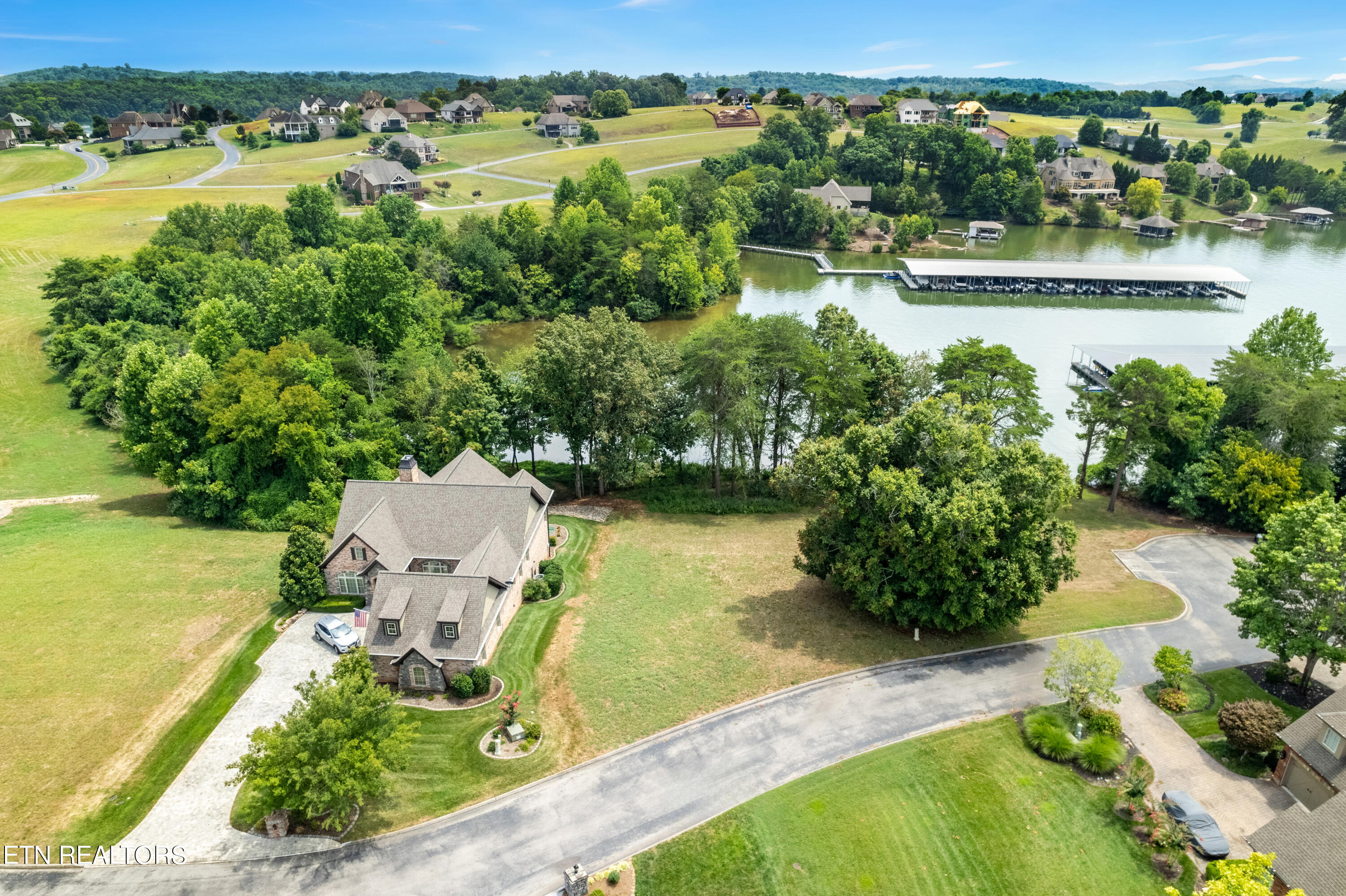 1671 Rarity Bay Parkway Vonore TN 37885