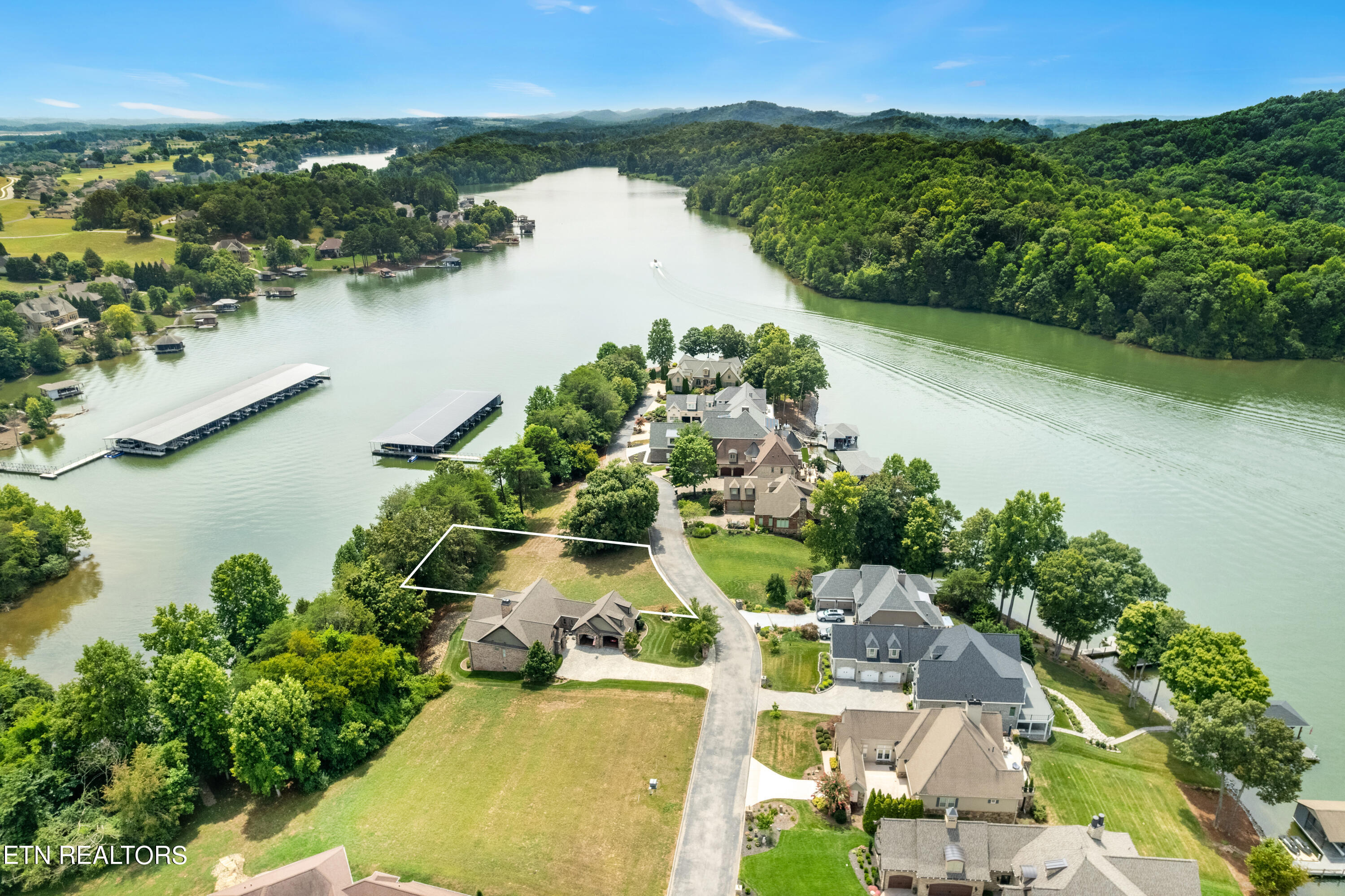 1671 Rarity Bay Parkway Vonore TN 37885