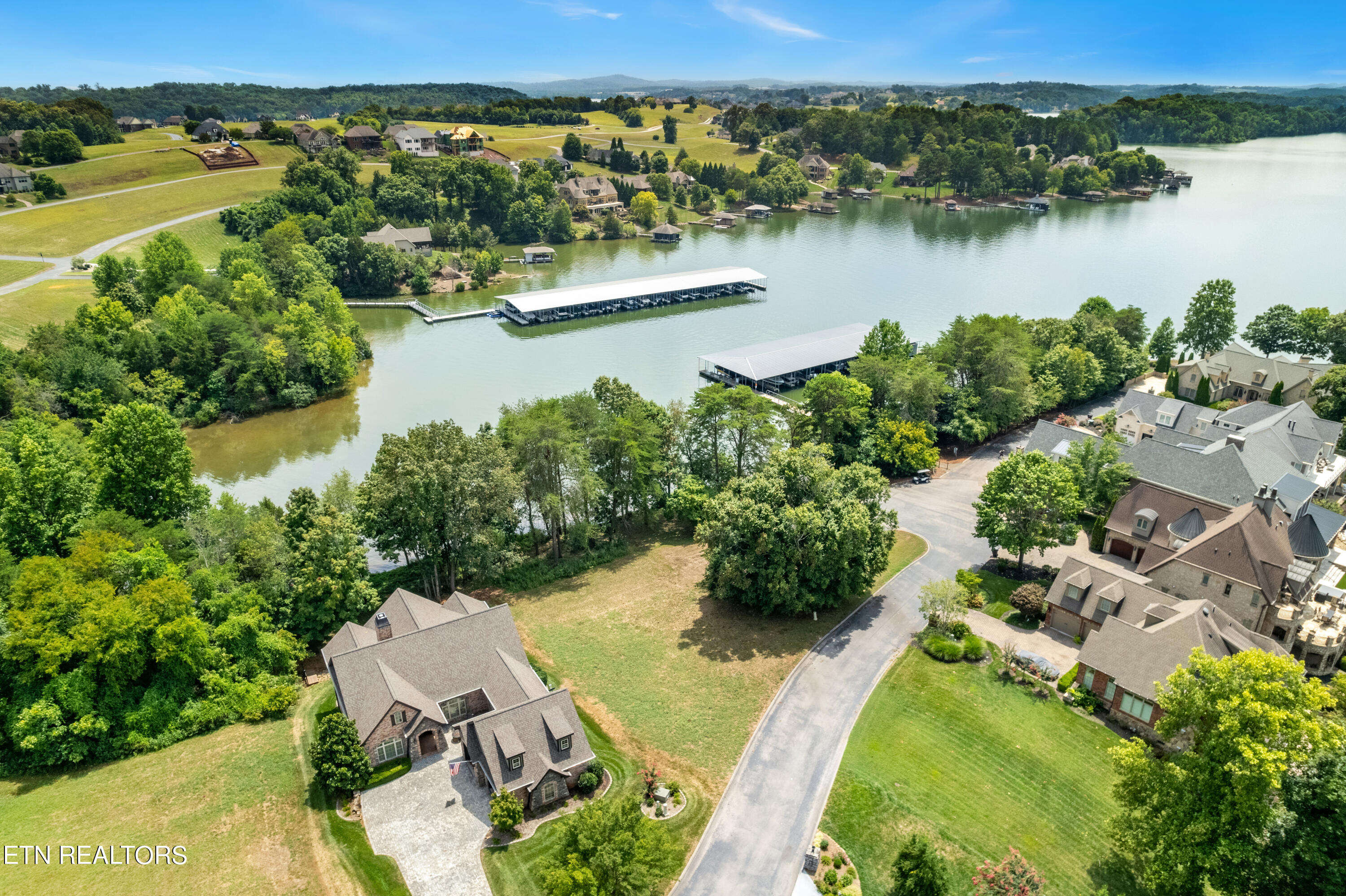 1671 Rarity Bay Parkway Vonore TN 37885
