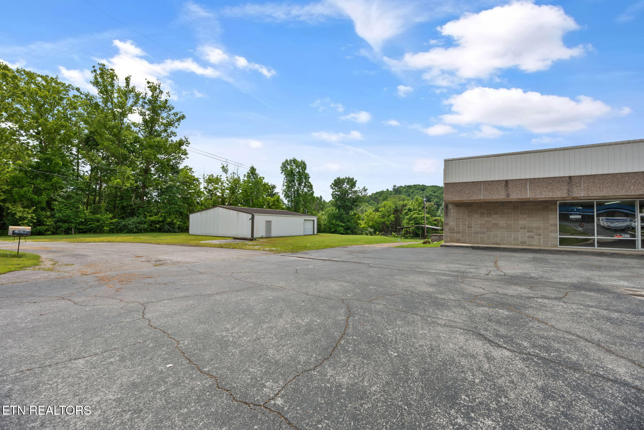 3136 Baker Highway Huntsville TN 37756