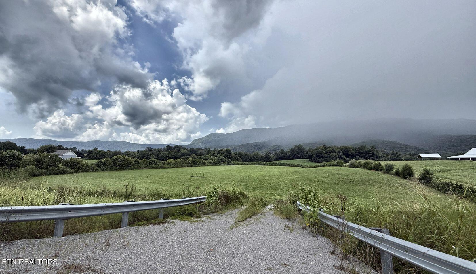 3.2ACRES Tennessee 63 Speedwell TN 37870