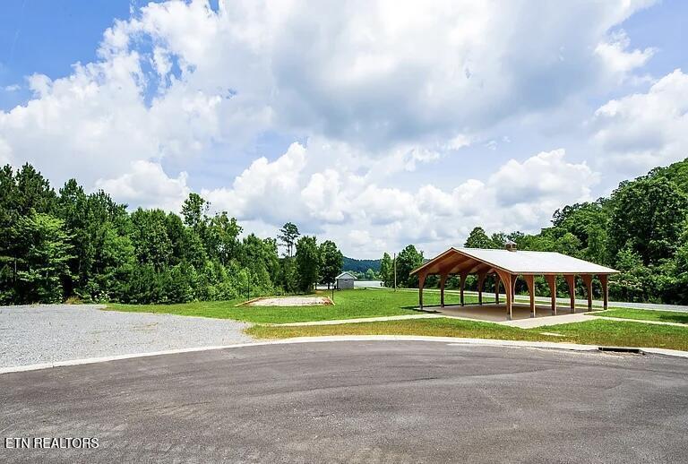 915 Eagle Nest Drive Loudon TN 37774