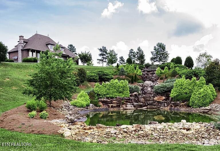 915 Eagle Nest Drive Loudon TN 37774