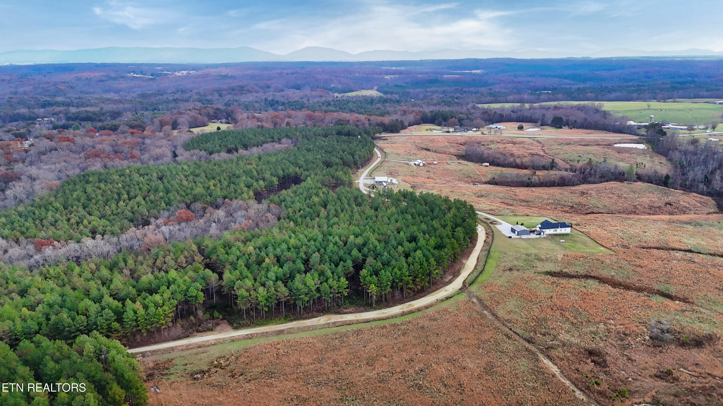 6 Rocky Mountain Way Crossville TN 38572