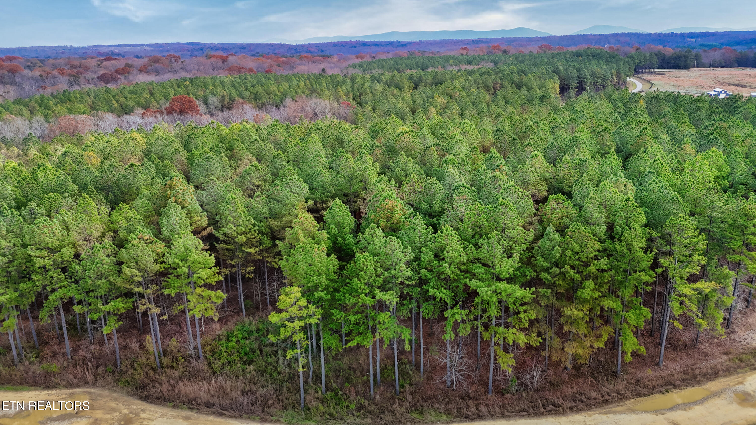 6 Rocky Mountain Way Crossville TN 38572