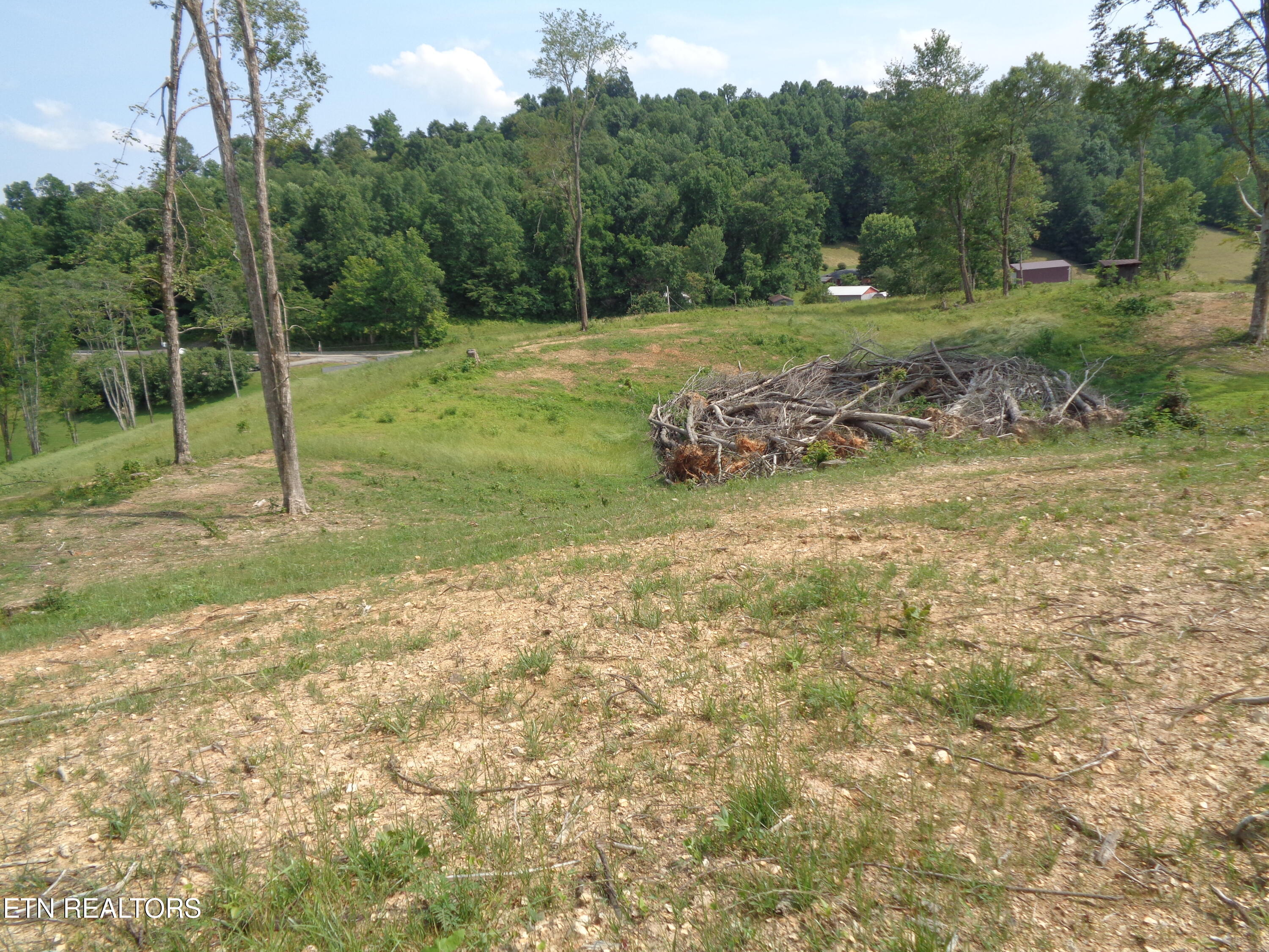 3877 Highway 66 Sneedville TN 37869