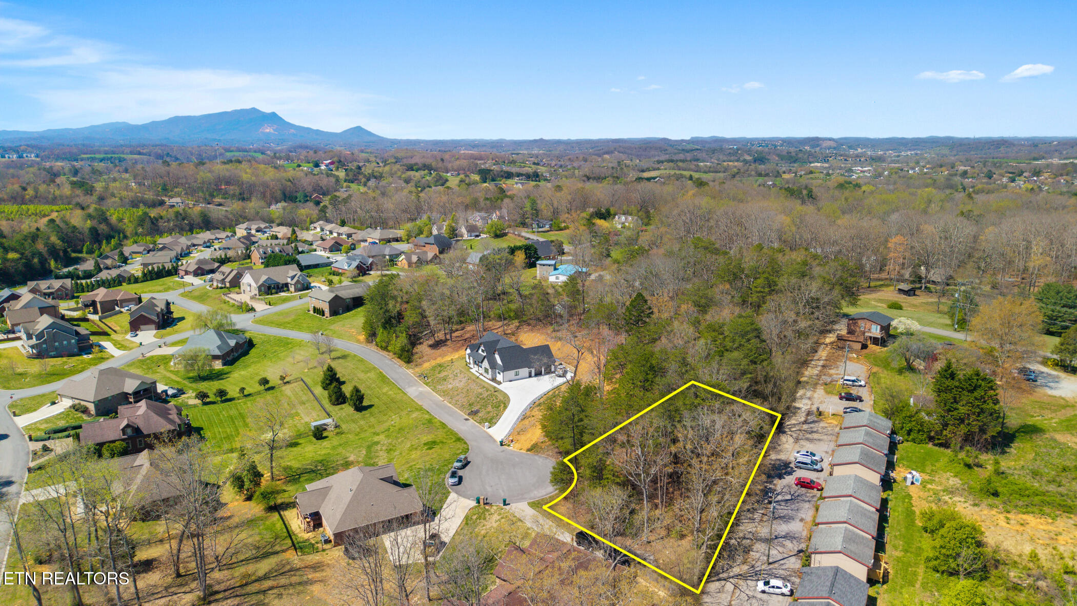 1701 Sierra Lane Sevierville TN 37862