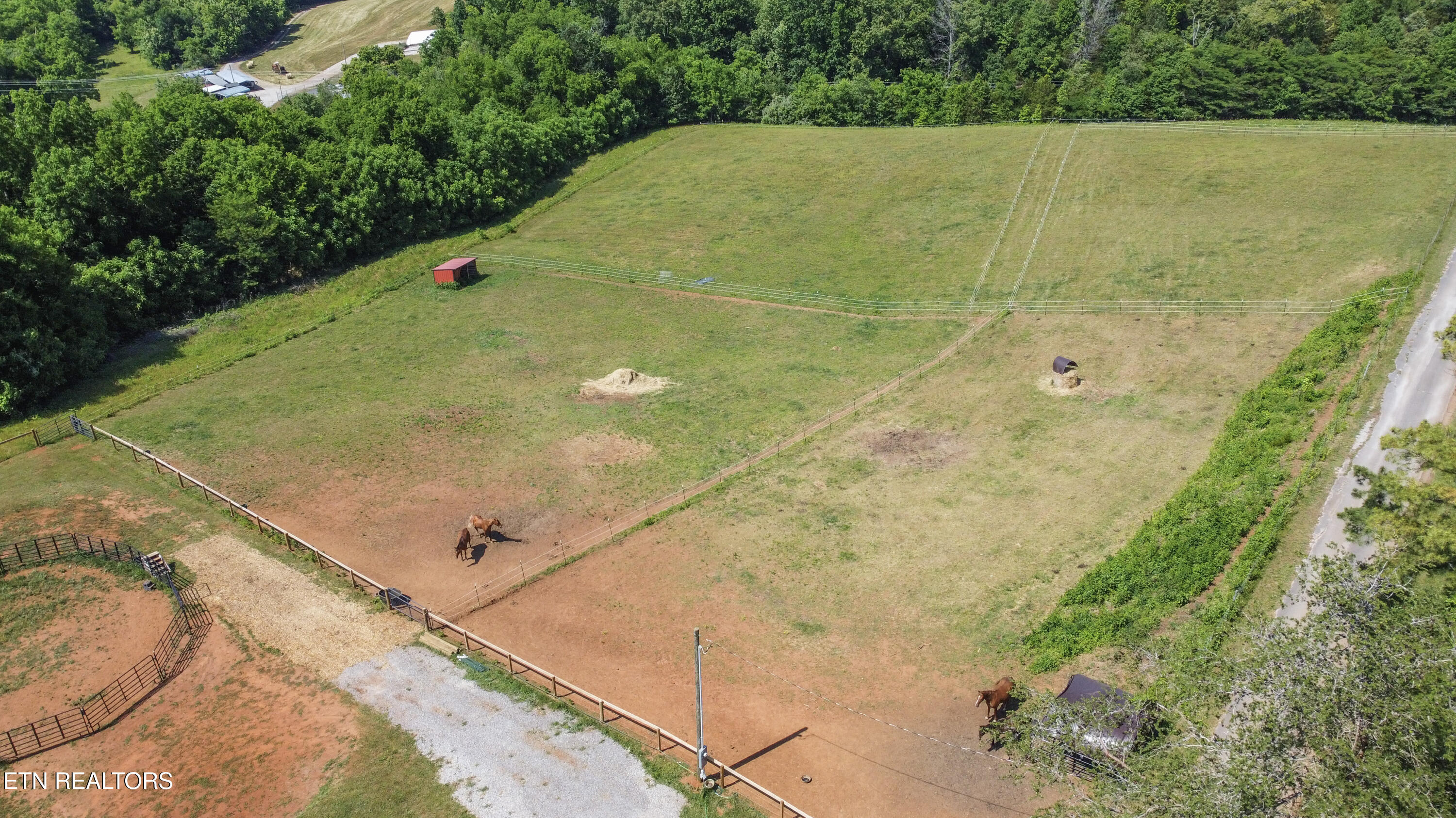 2040 Easter Ridge Road Lenoir City TN 37772