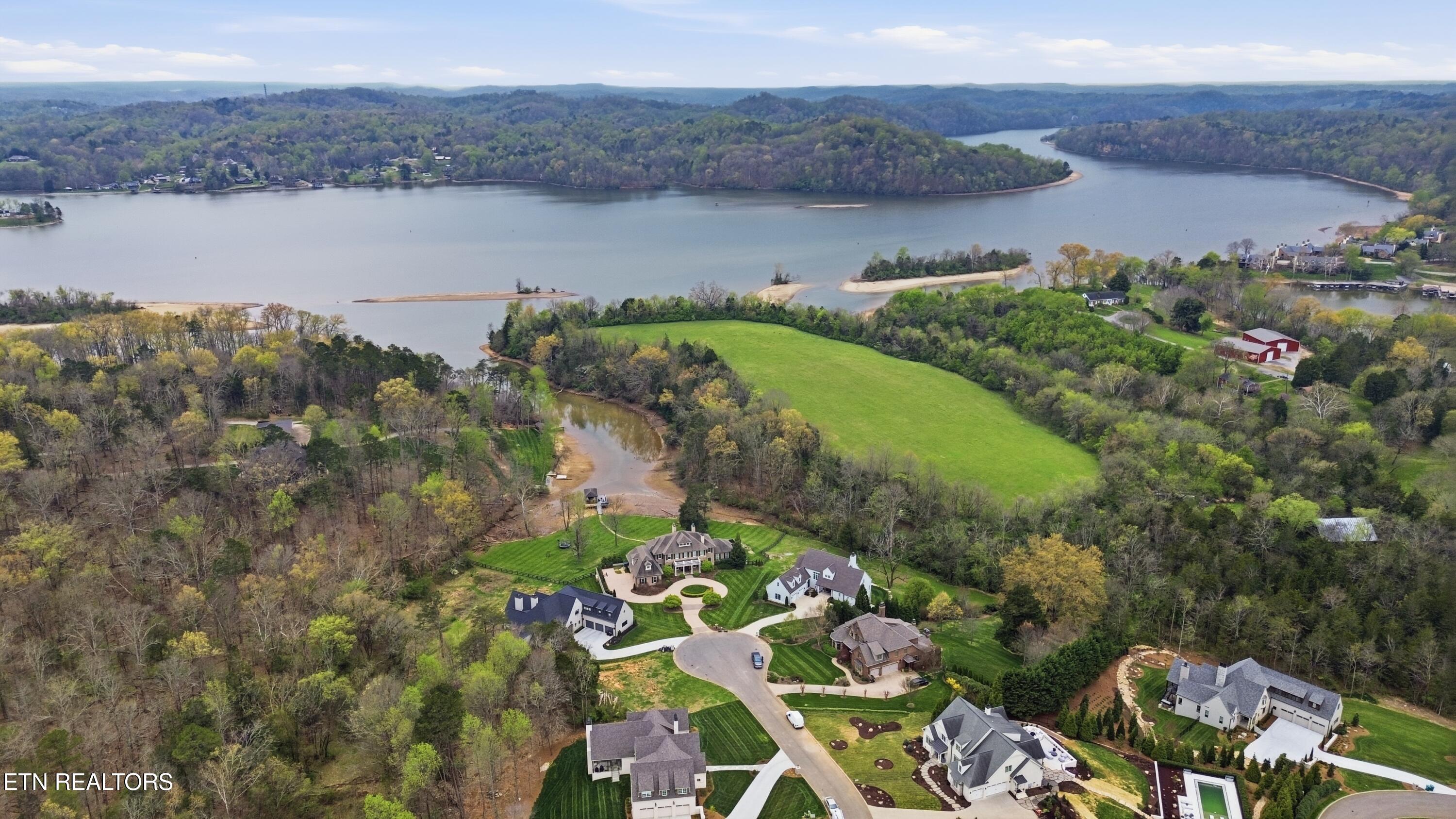 2226 Falcon Crest Lane Knoxville TN 37919