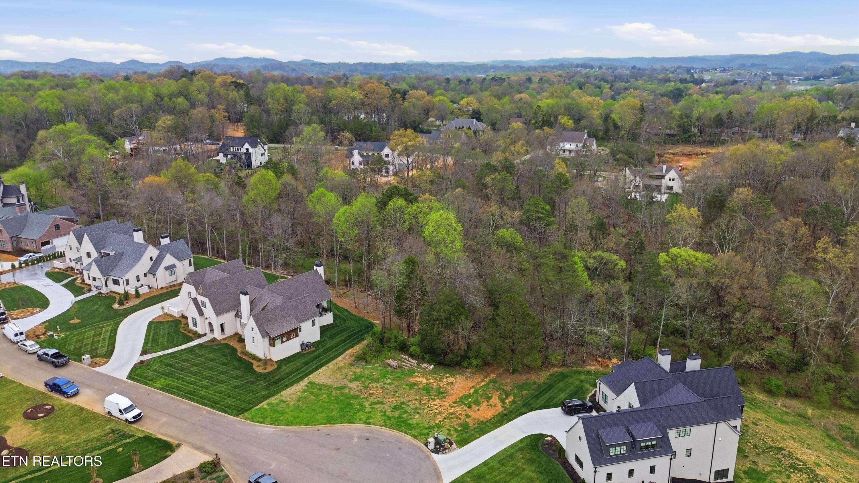 2226 Falcon Crest Lane Knoxville TN 37919