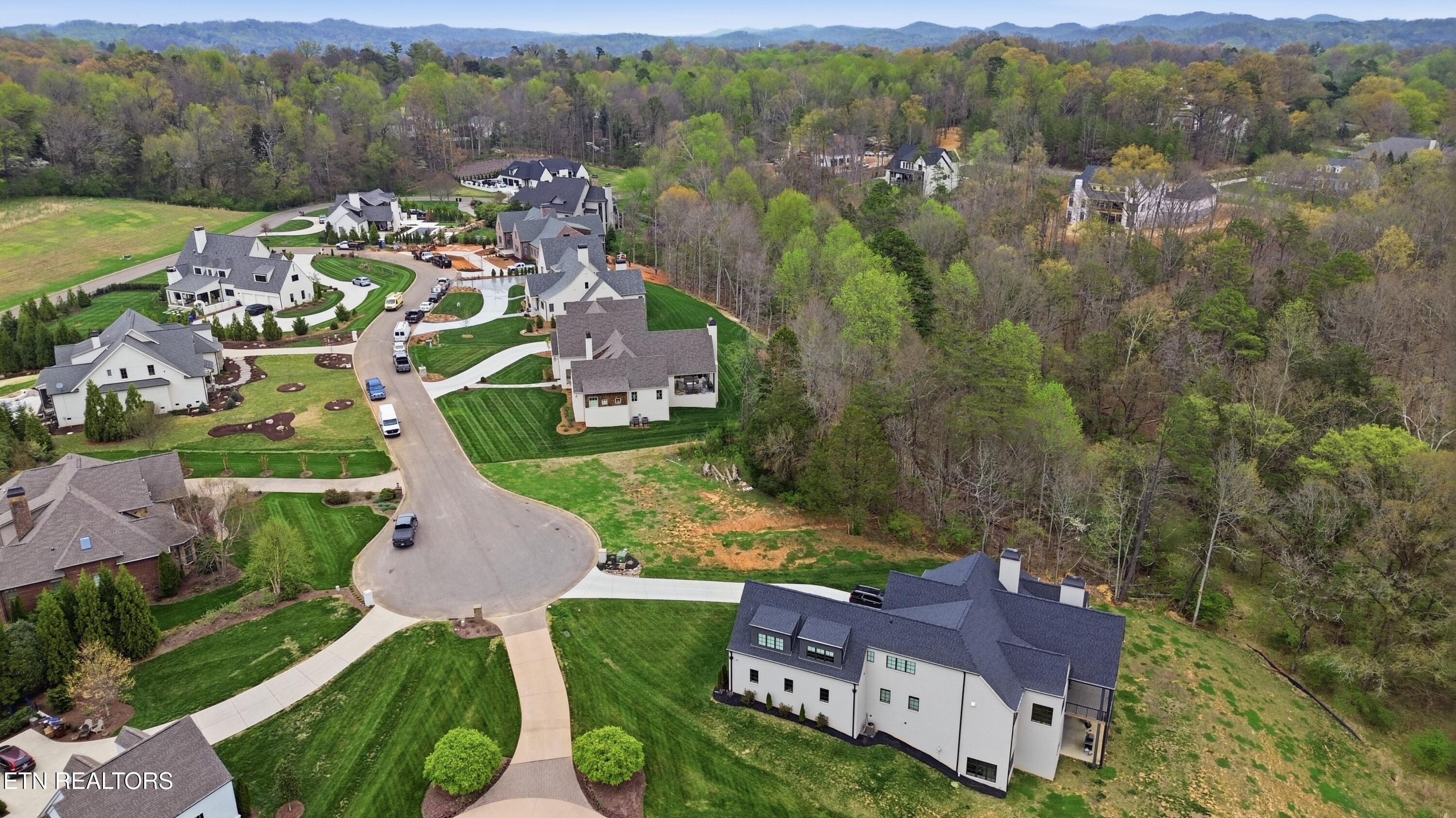 2226 Falcon Crest Lane Knoxville TN 37919