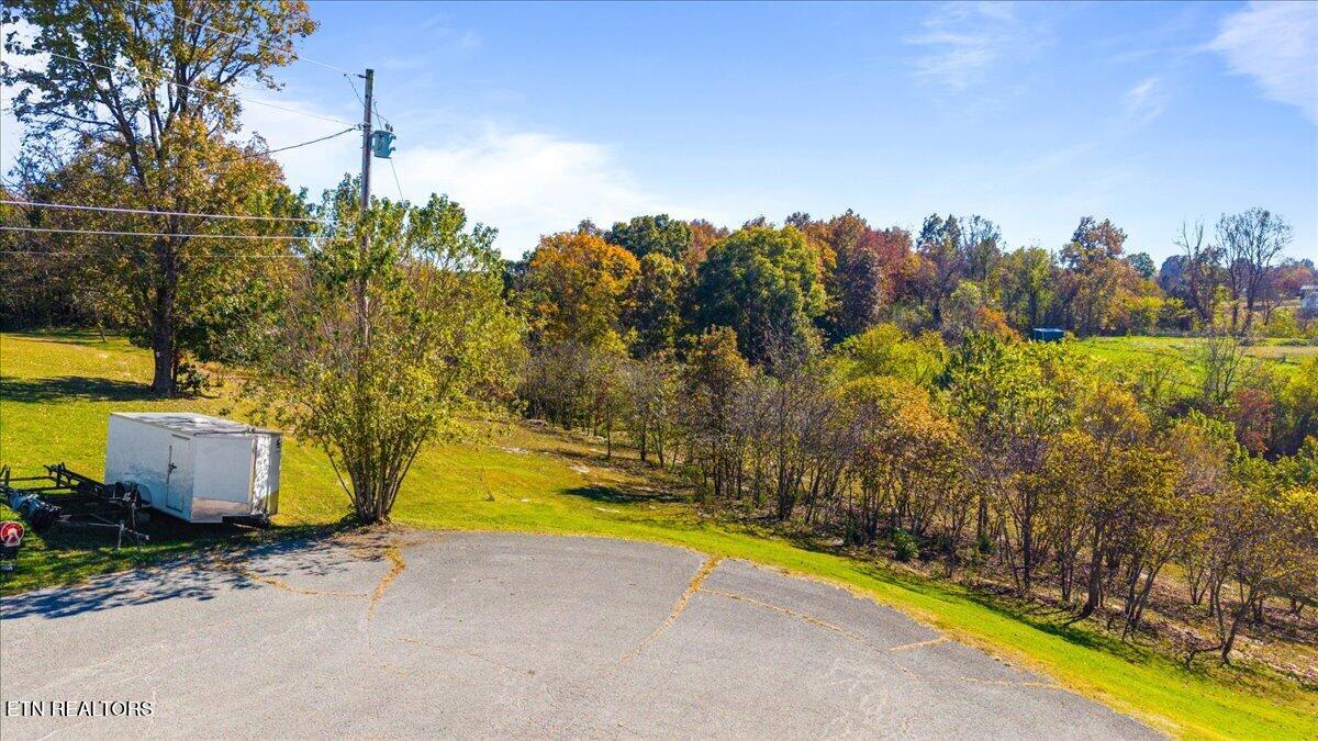 Earnhardt Lane Lafollette TN 37766
