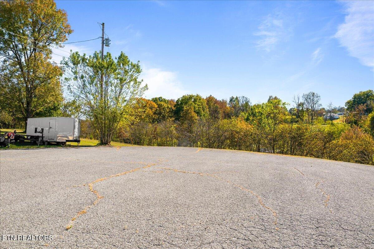 Earnhardt Lane Lafollette TN 37766
