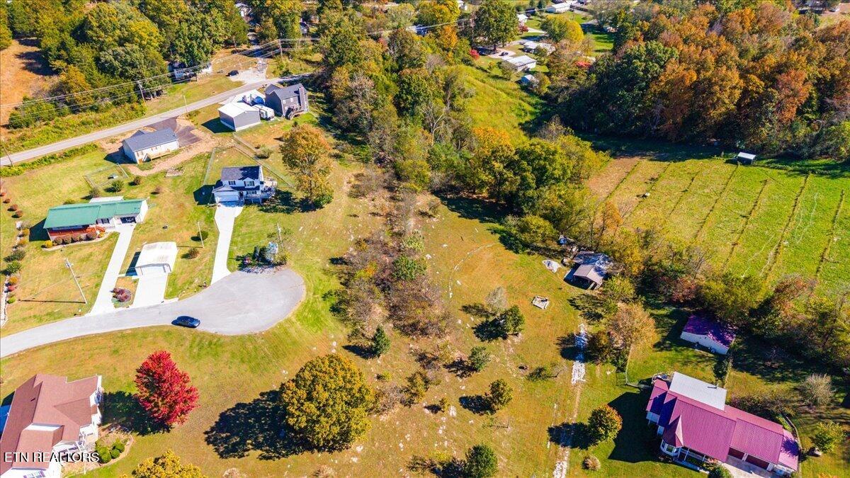Earnhardt Lane Lafollette TN 37766