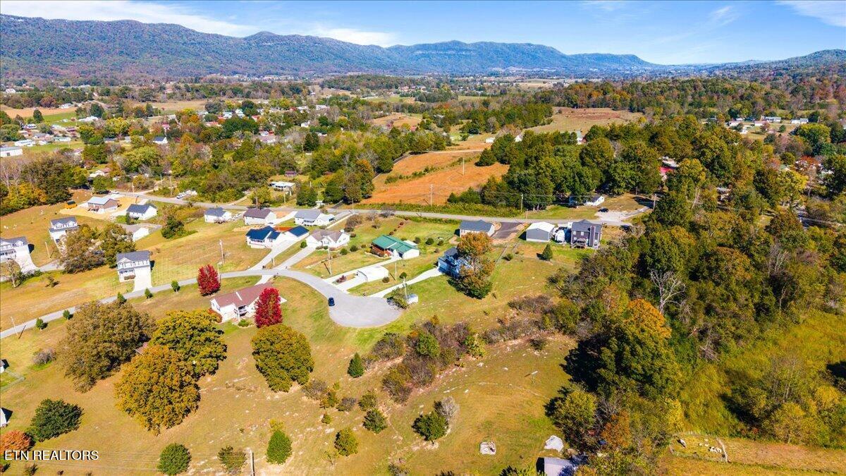 Earnhardt Lane Lafollette TN 37766