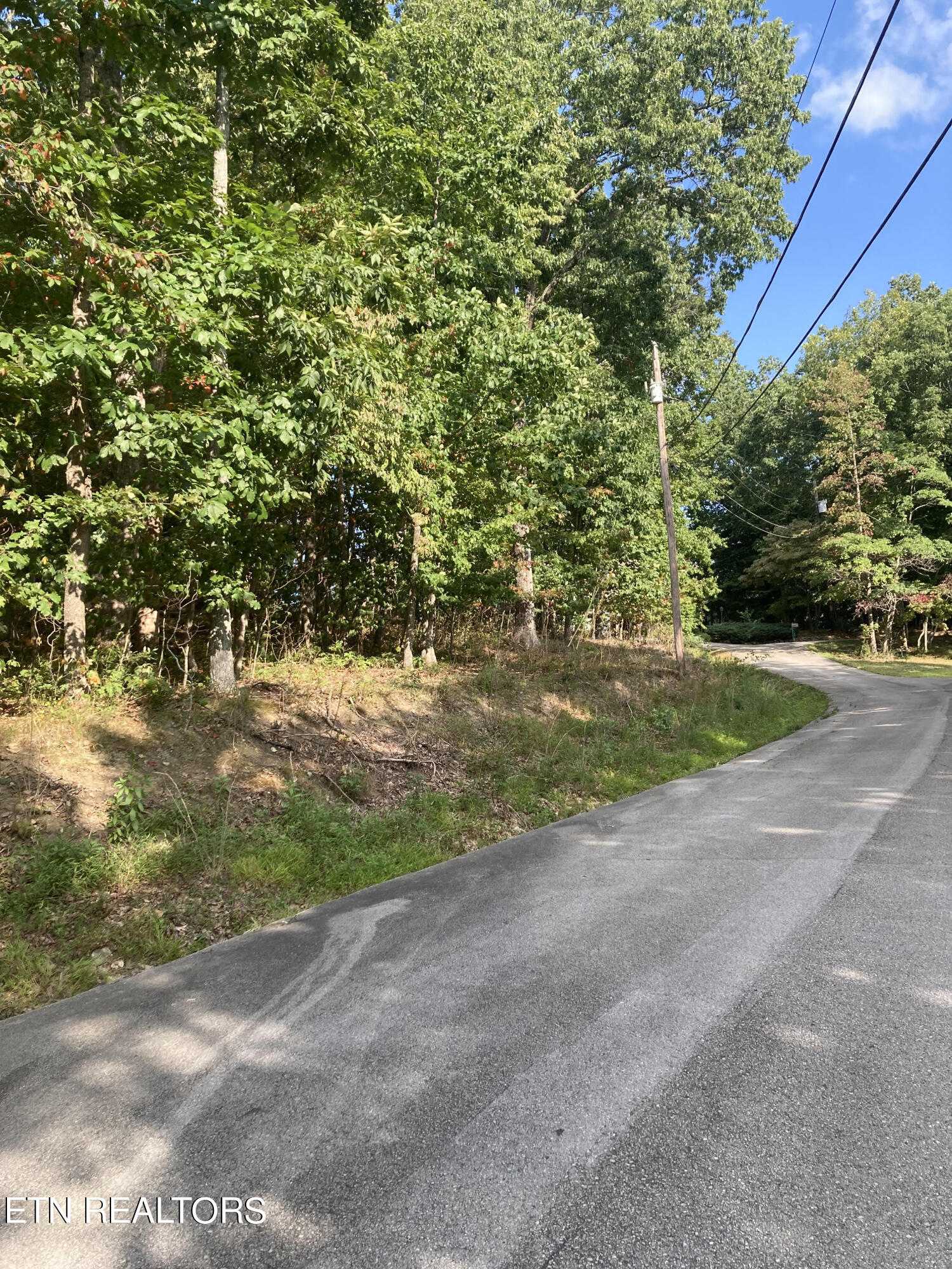 15 Killearn Court Crossville TN 38558