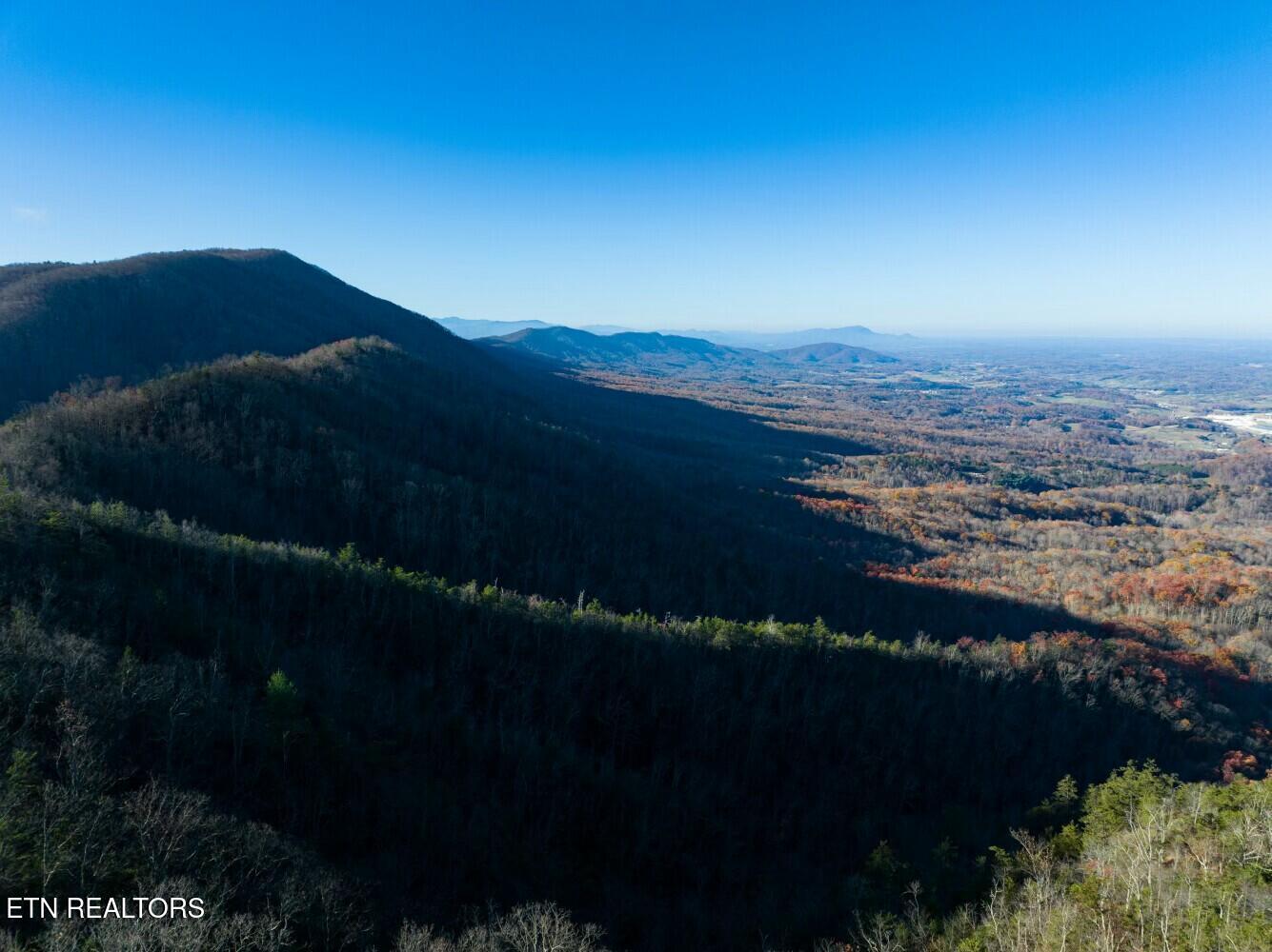 Seay Lane Dandridge TN 37725