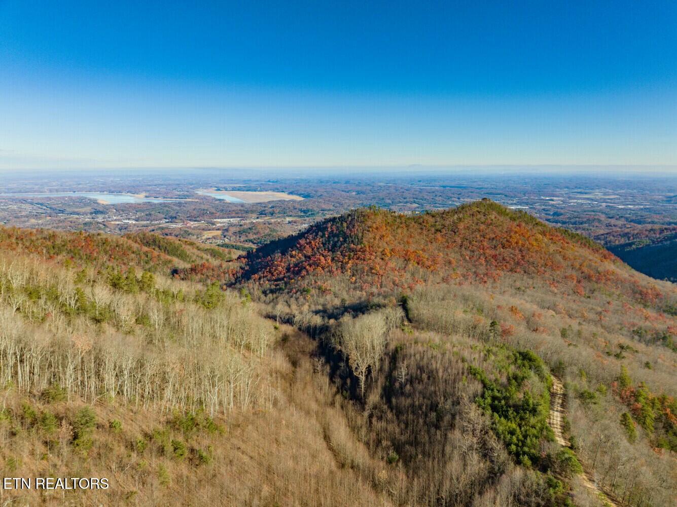 Seay Lane Dandridge TN 37725