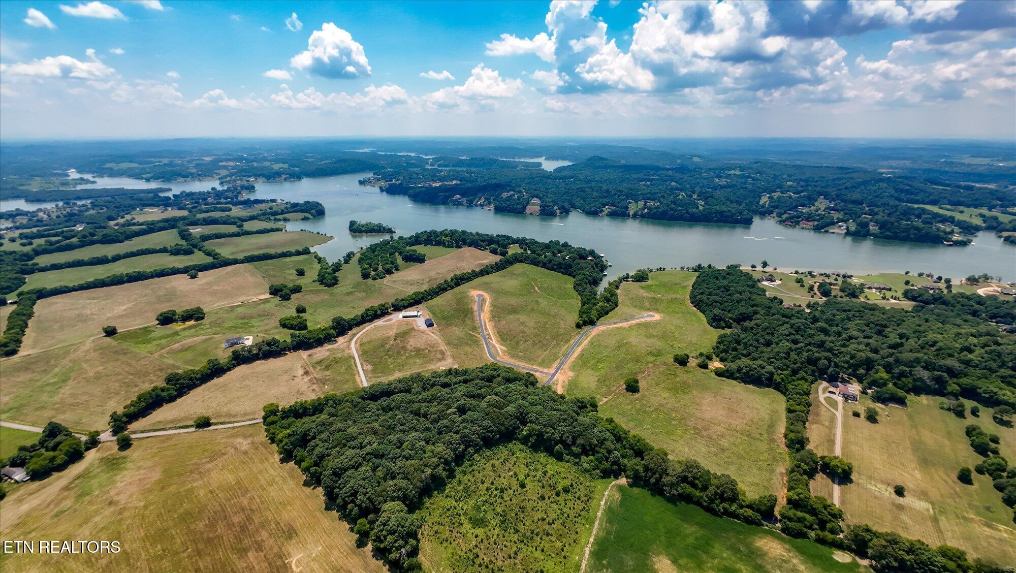 3845 Gravelly Hills Road Louisville TN 37777