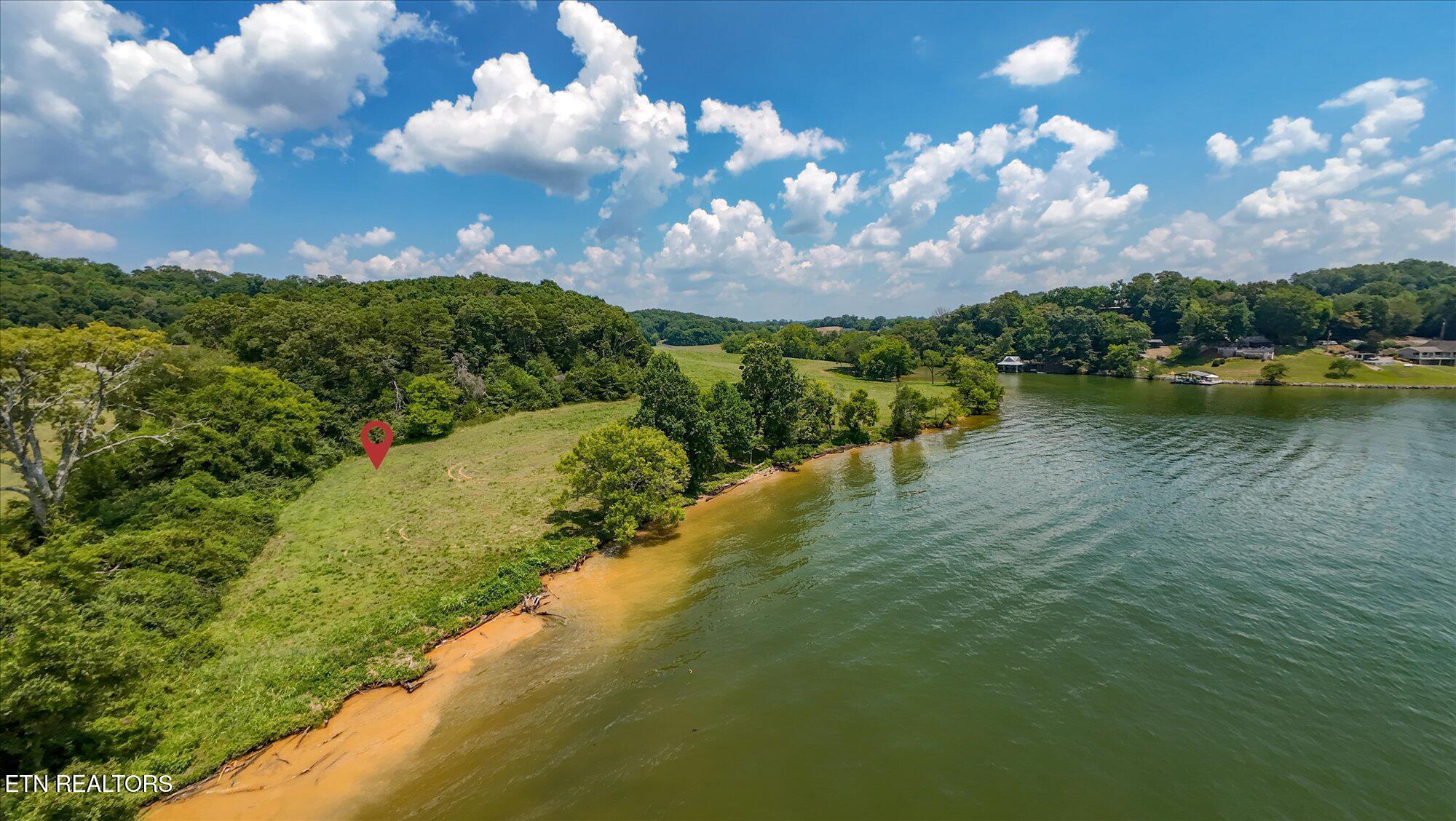 3845 Gravelly Hills Road Louisville TN 37777