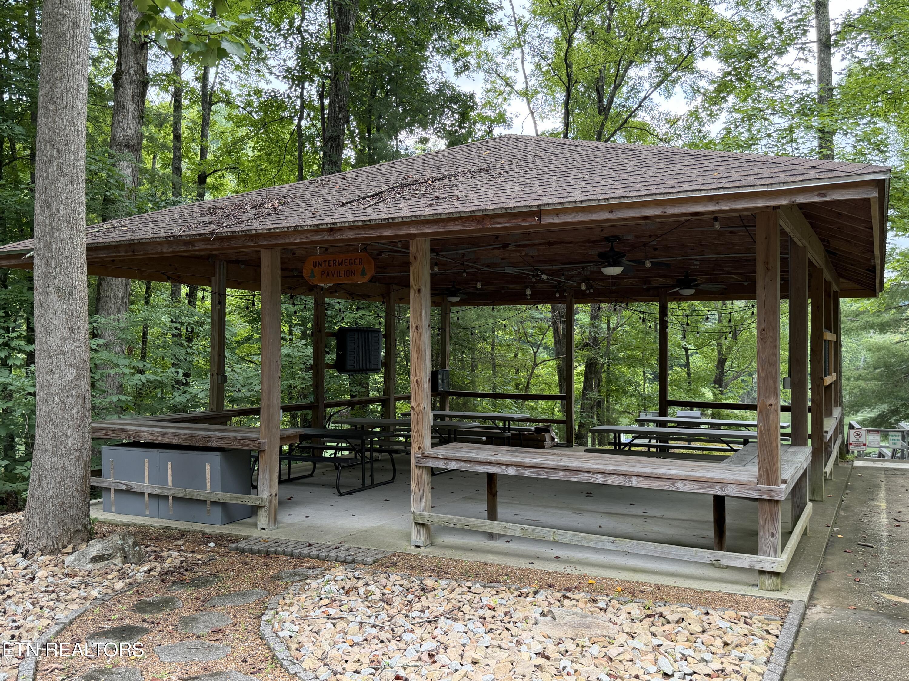 Hidden Oaks Road Rockwood TN 37854