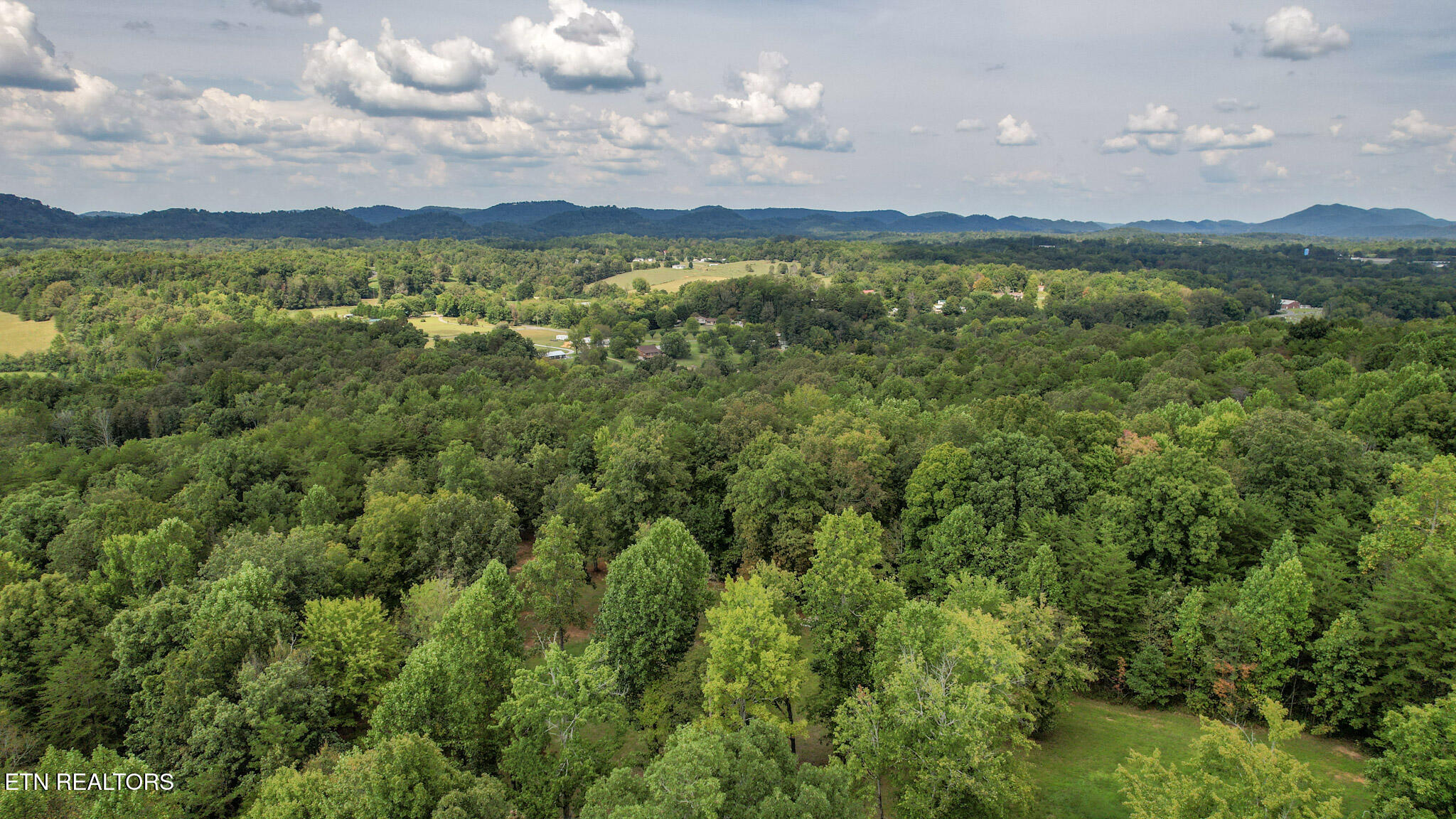 552 New Providence Road Tellico Plains TN 37385