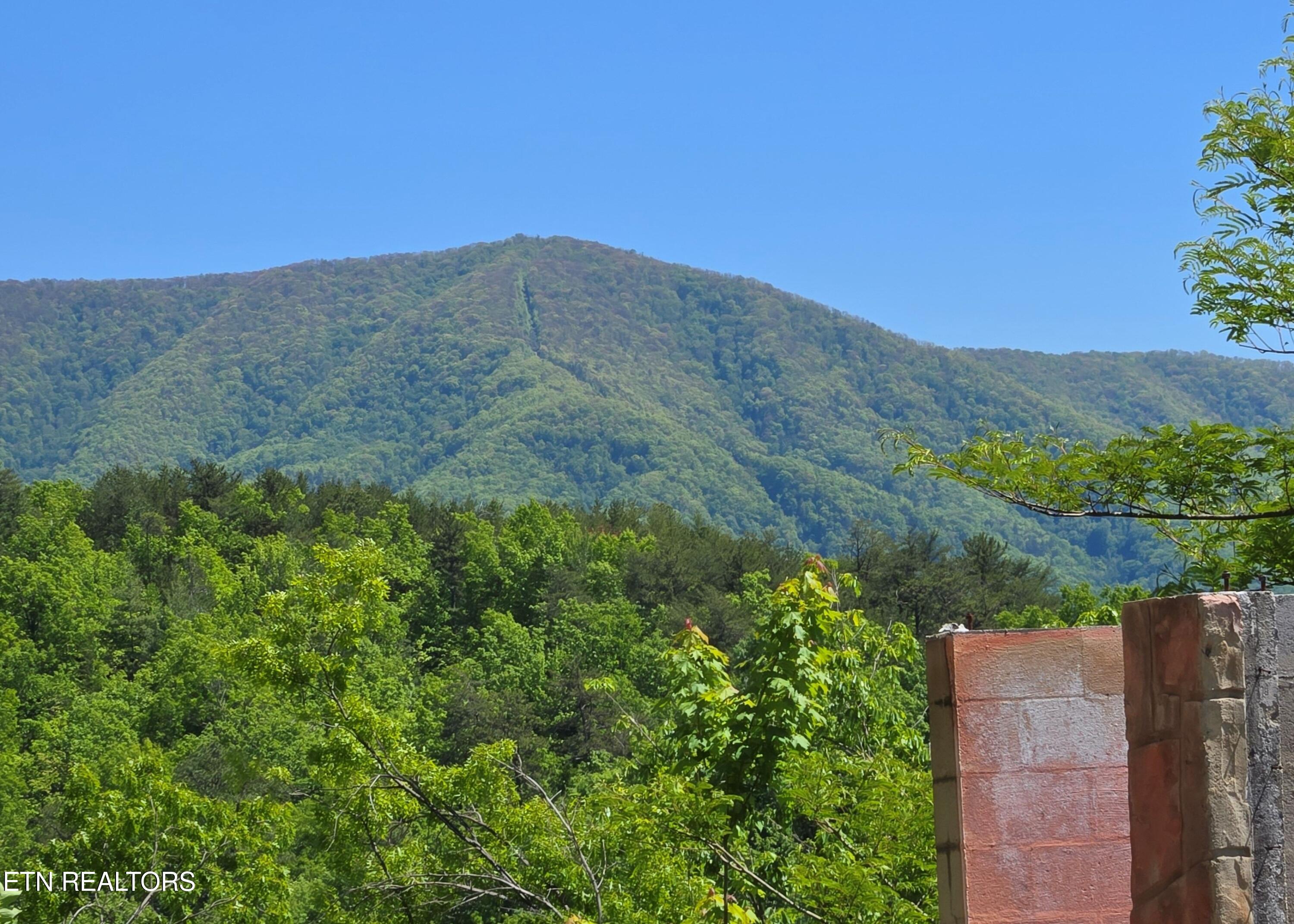 2759 Hatcher Mountain Road Sevierville TN 37862