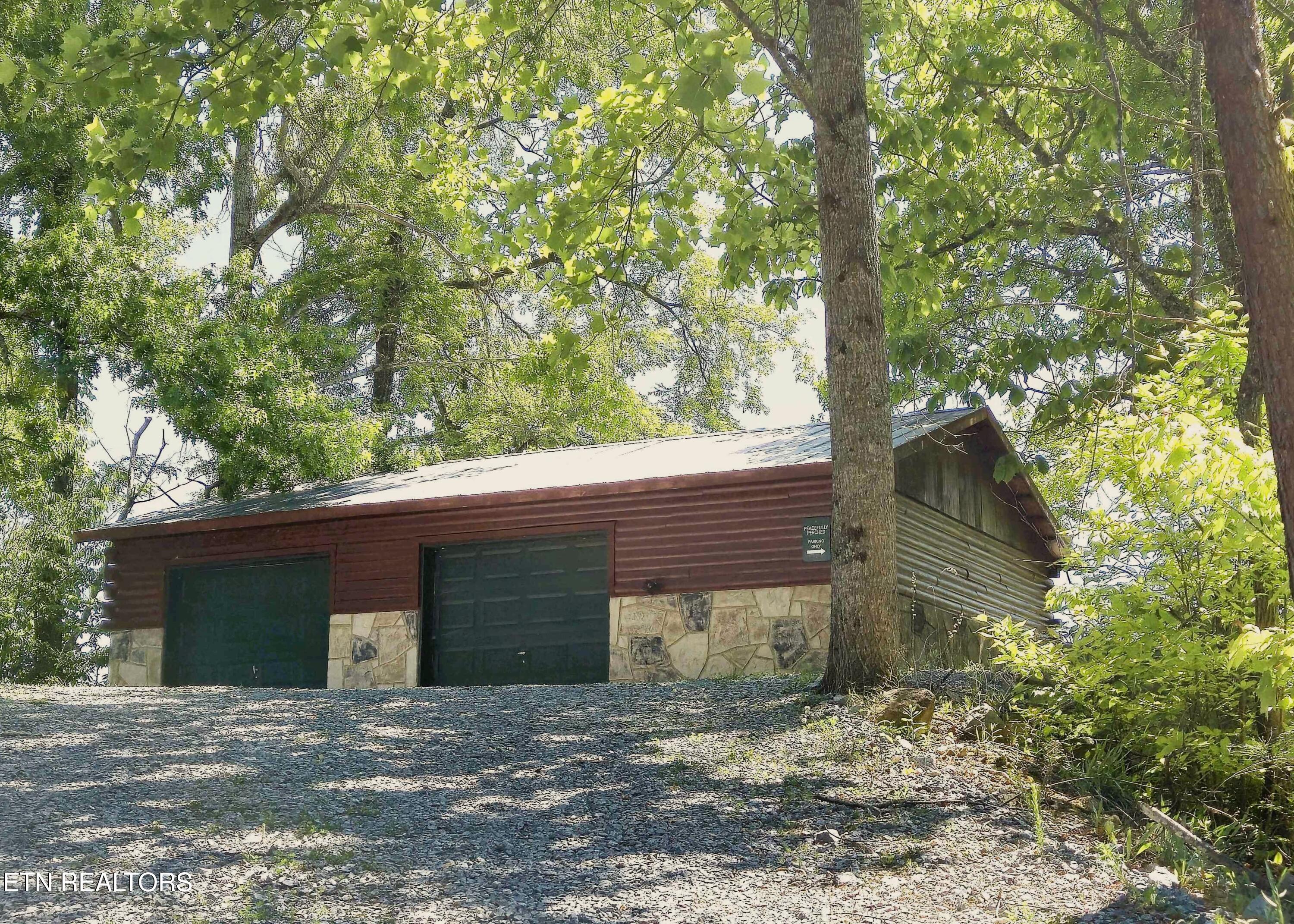 2759 Hatcher Mountain Road Sevierville TN 37862
