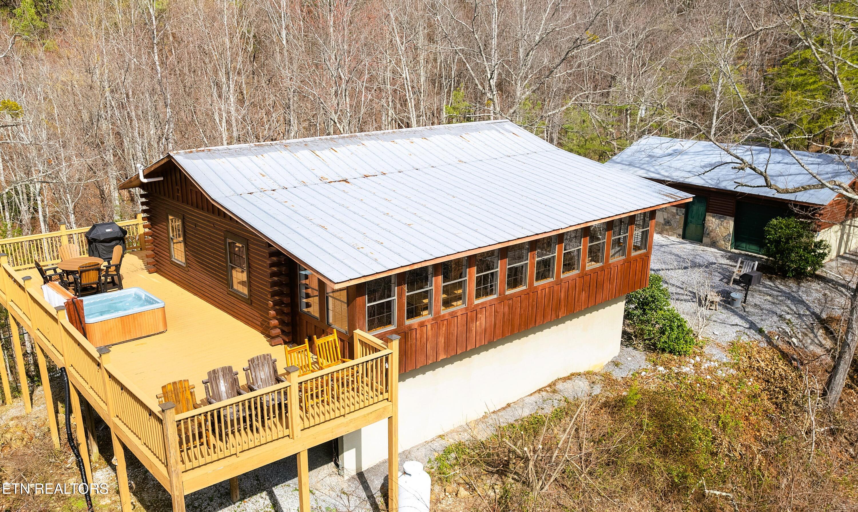 2759 Hatcher Mountain Road Sevierville TN 37862