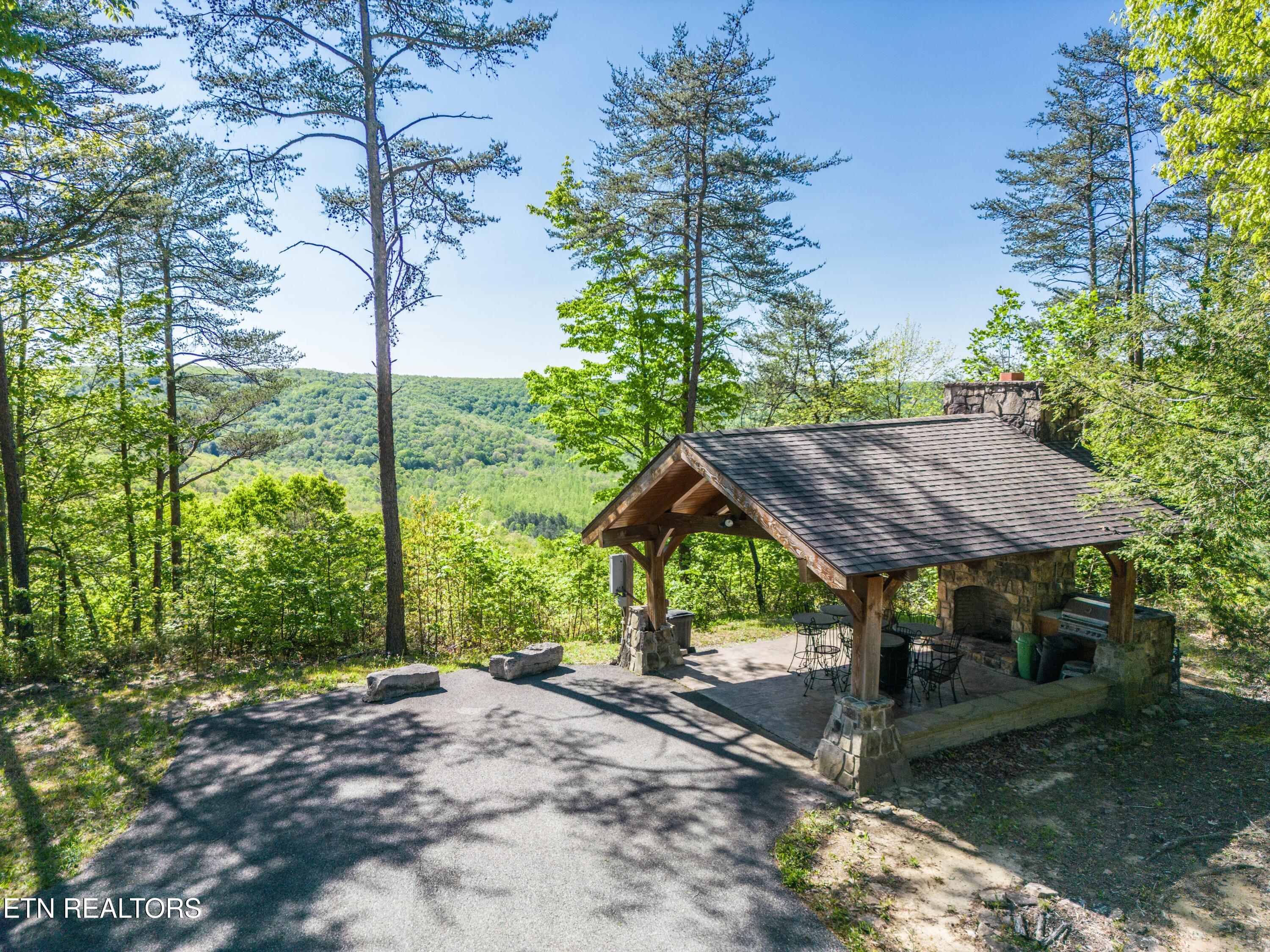 128 Westridge Trail Monterey TN 38574