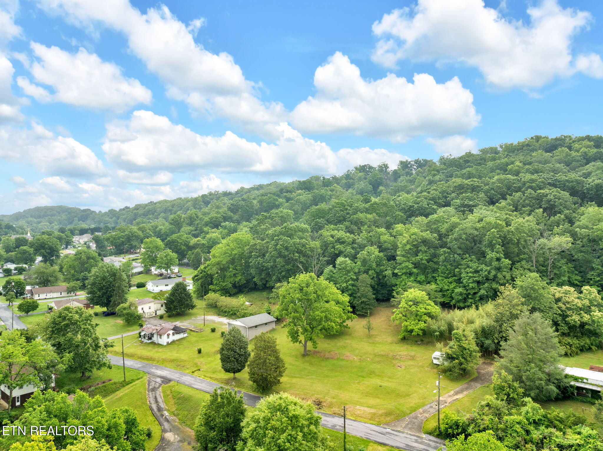 1656 Ridgeway Drive Kingsport TN 37664