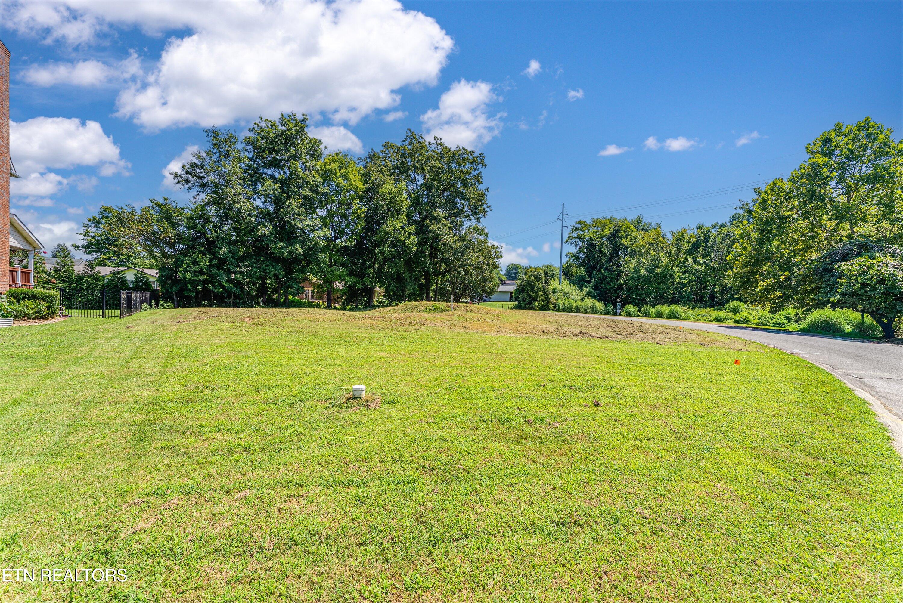 7304 Country Meadow Drive Knoxville TN 37918