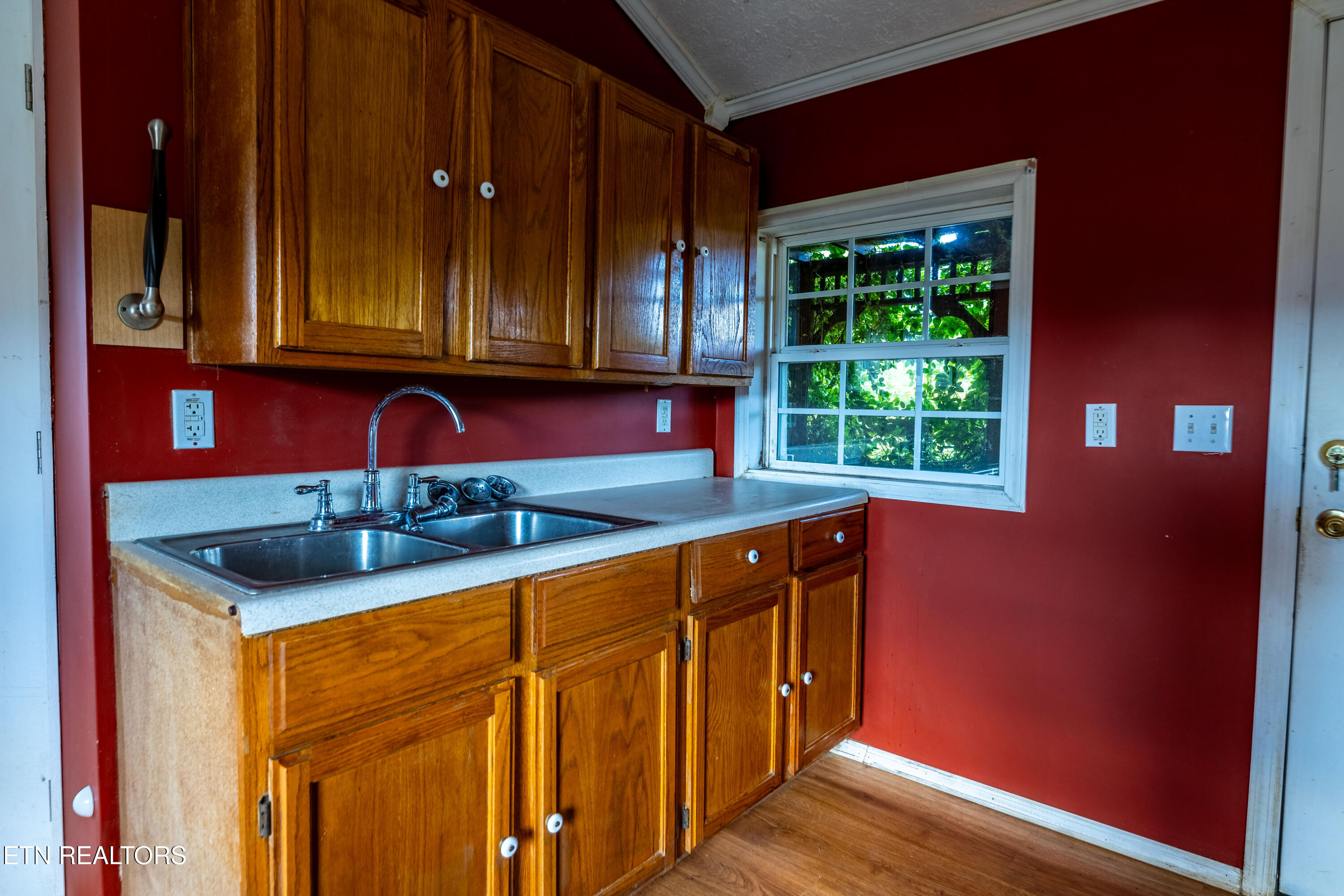 346 Christenson Road Deer Lodge TN 37726