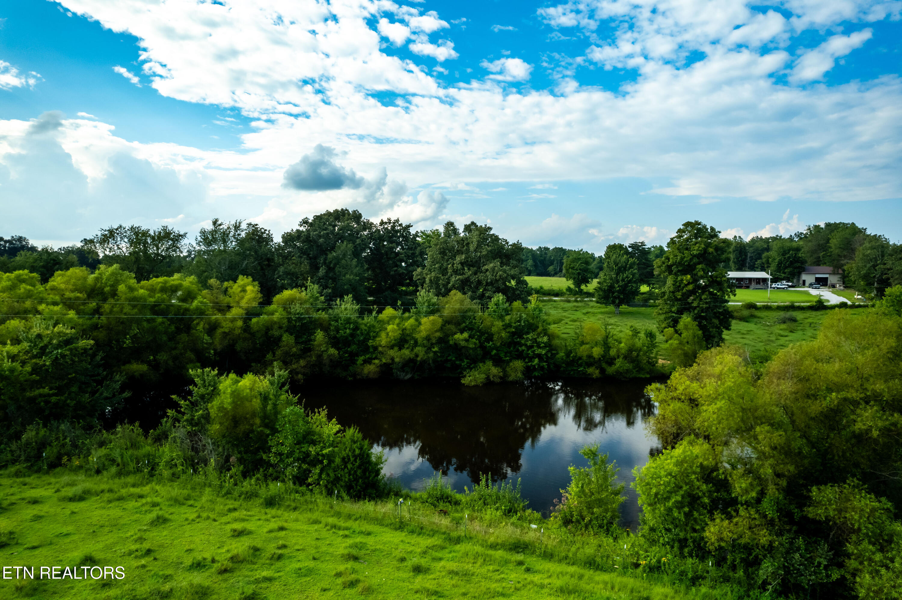 346 Christenson Road Deer Lodge TN 37726
