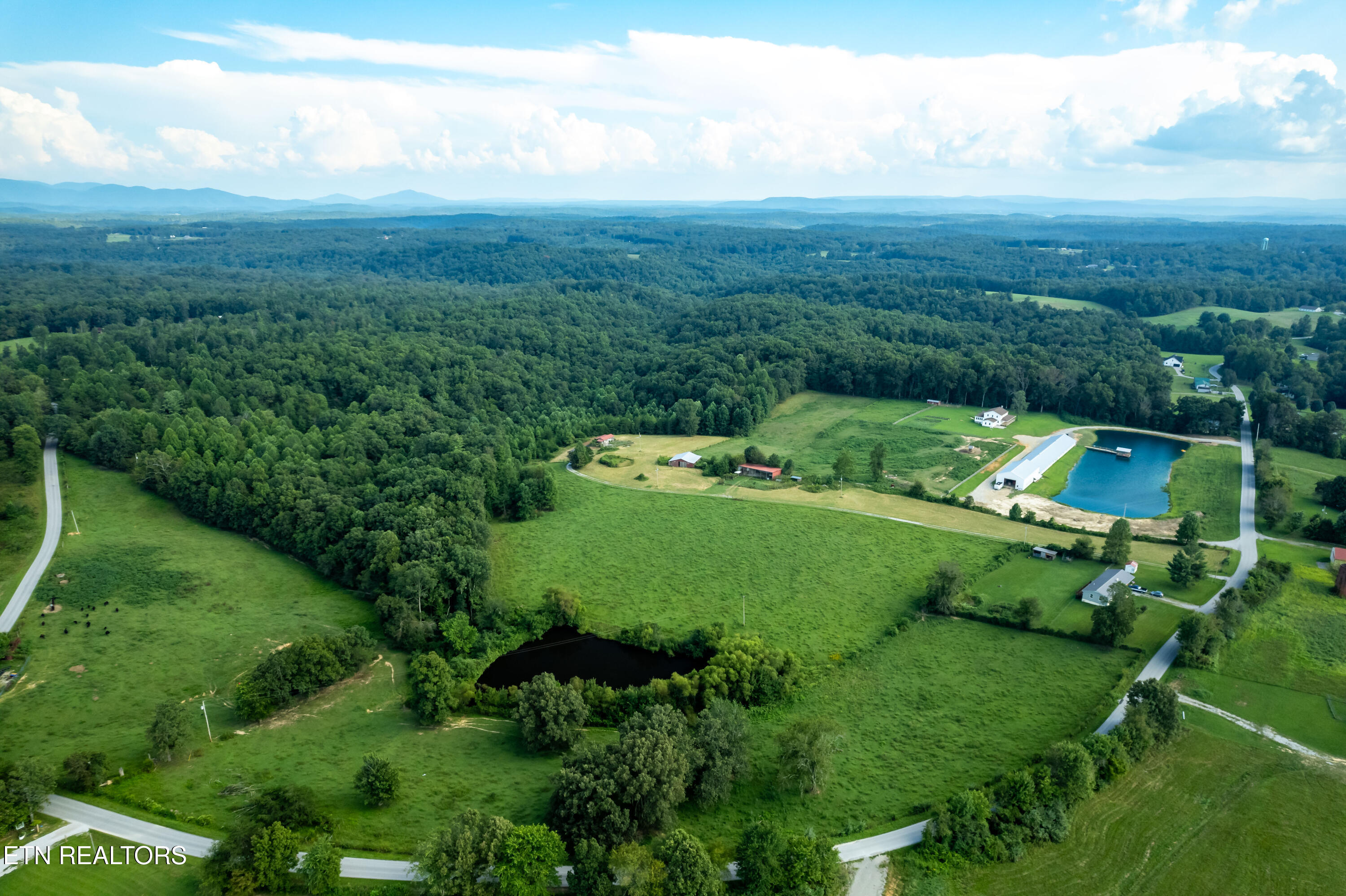 346 Christenson Road Deer Lodge TN 37726