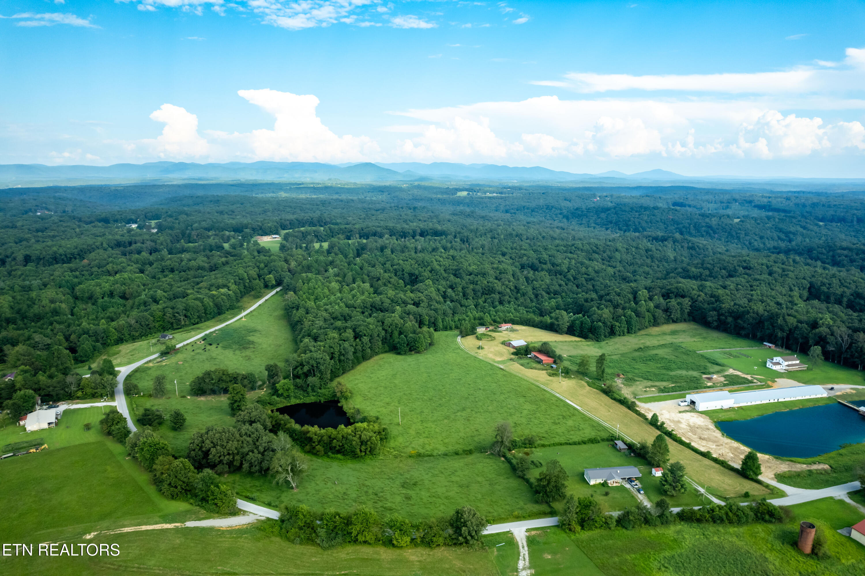346 Christenson Road Deer Lodge TN 37726