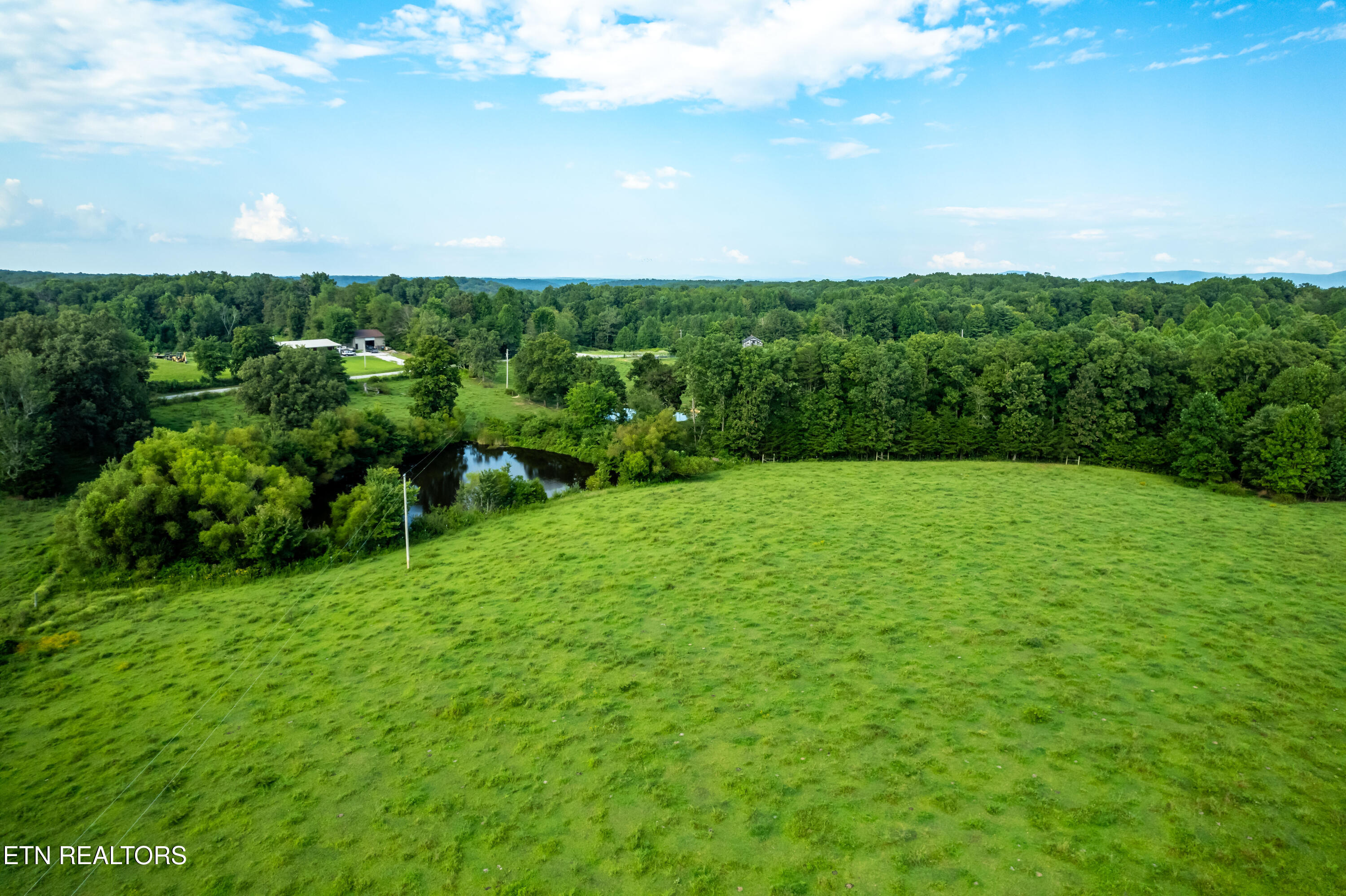 346 Christenson Road Deer Lodge TN 37726