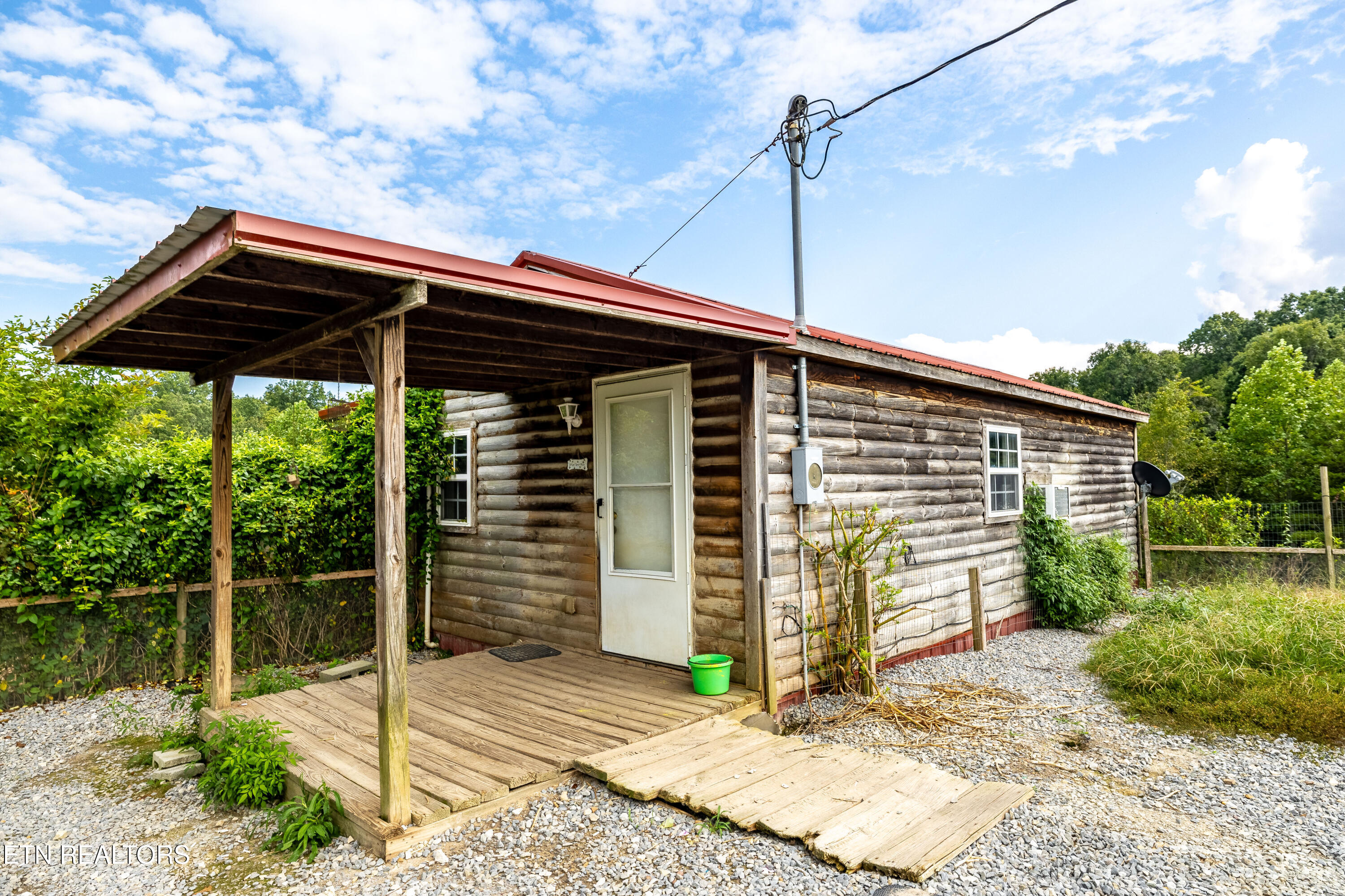 346 Christenson Road Deer Lodge TN 37726