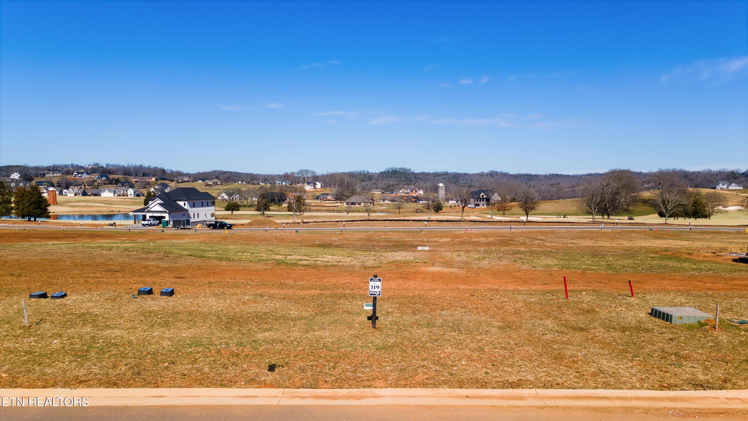 1848 Black Bear Circle Loudon TN 37774