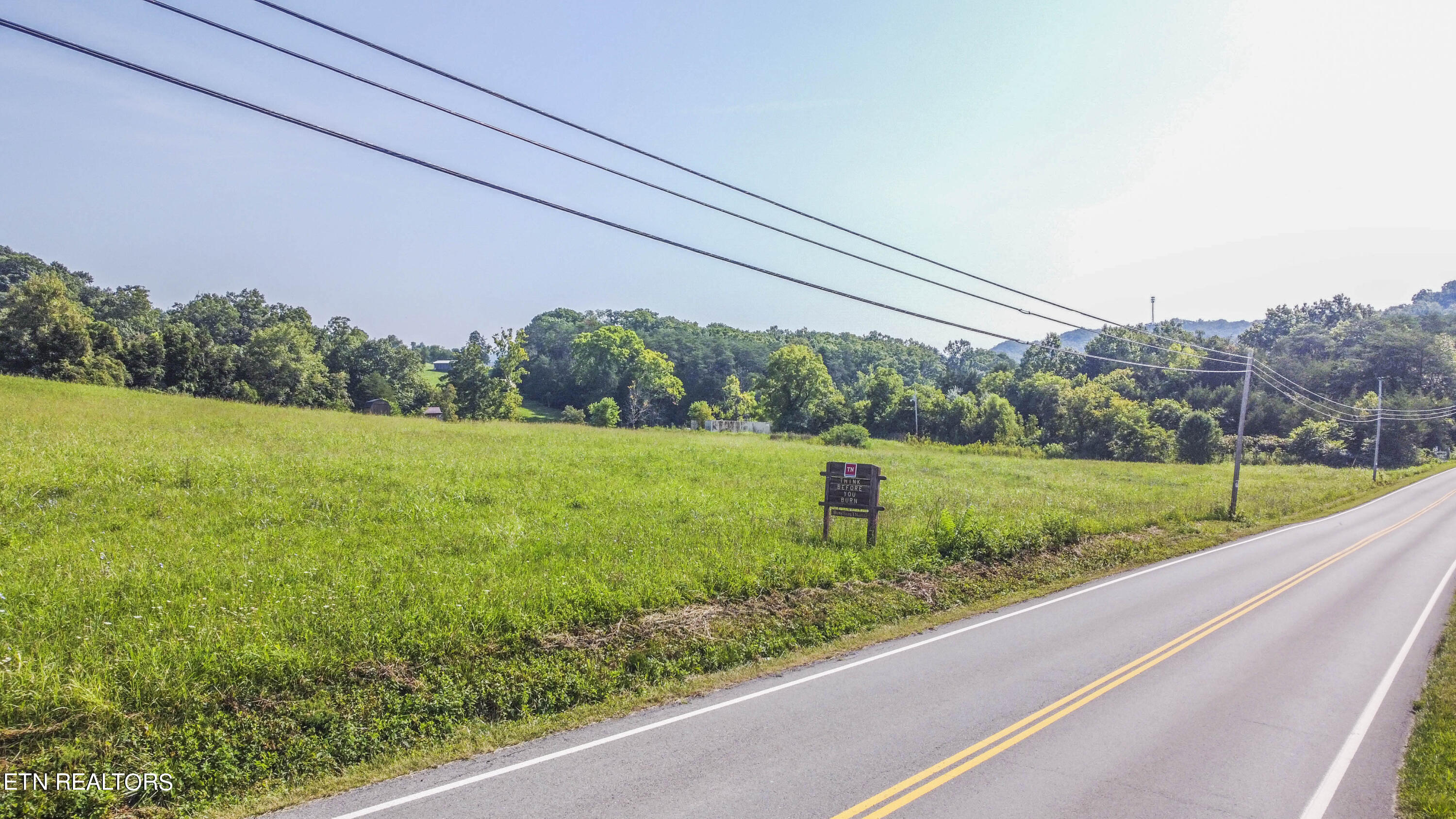 Sharps Chapel Road New Tazewell TN 37824