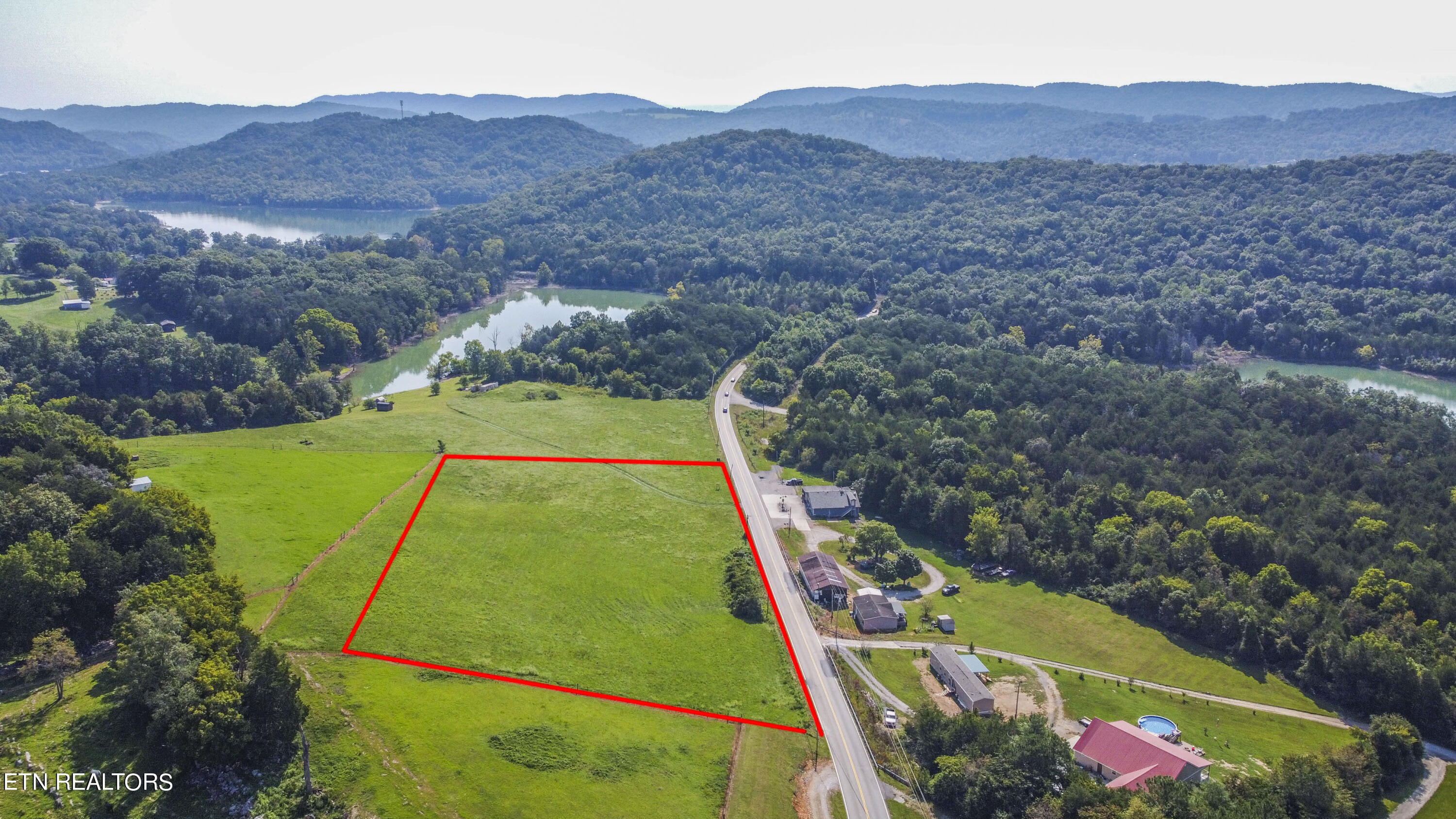 Sharps Chapel Road New Tazewell TN 37824