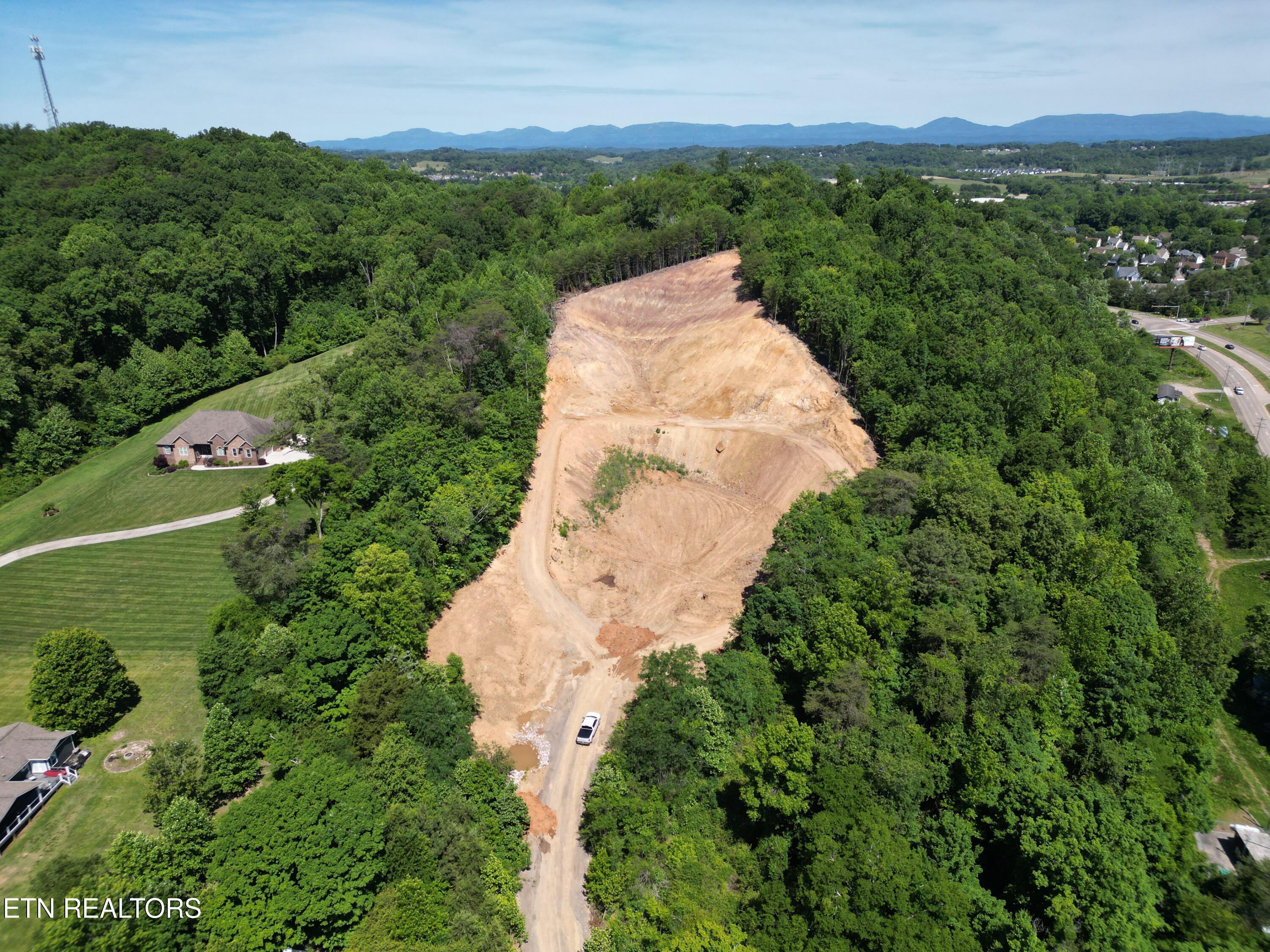 2015 Rehberg Lane Knoxville TN 37932