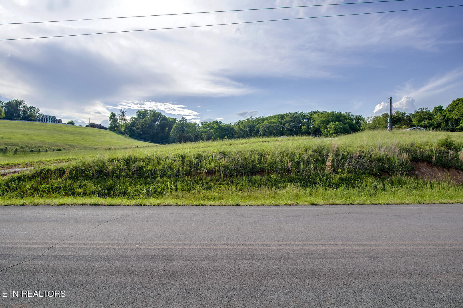 139 Hearthside Road Clinton TN 37716
