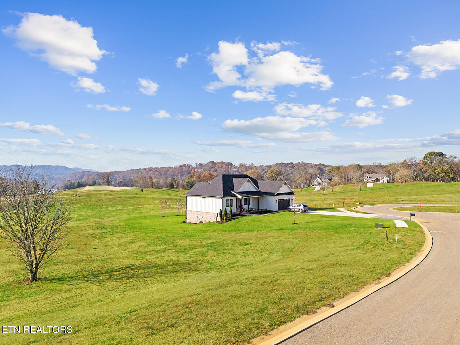 121 Purple Iris Place Loudon TN 37774