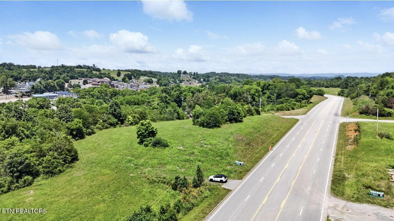 307 Old Kentucky Road Tazewell TN 37879