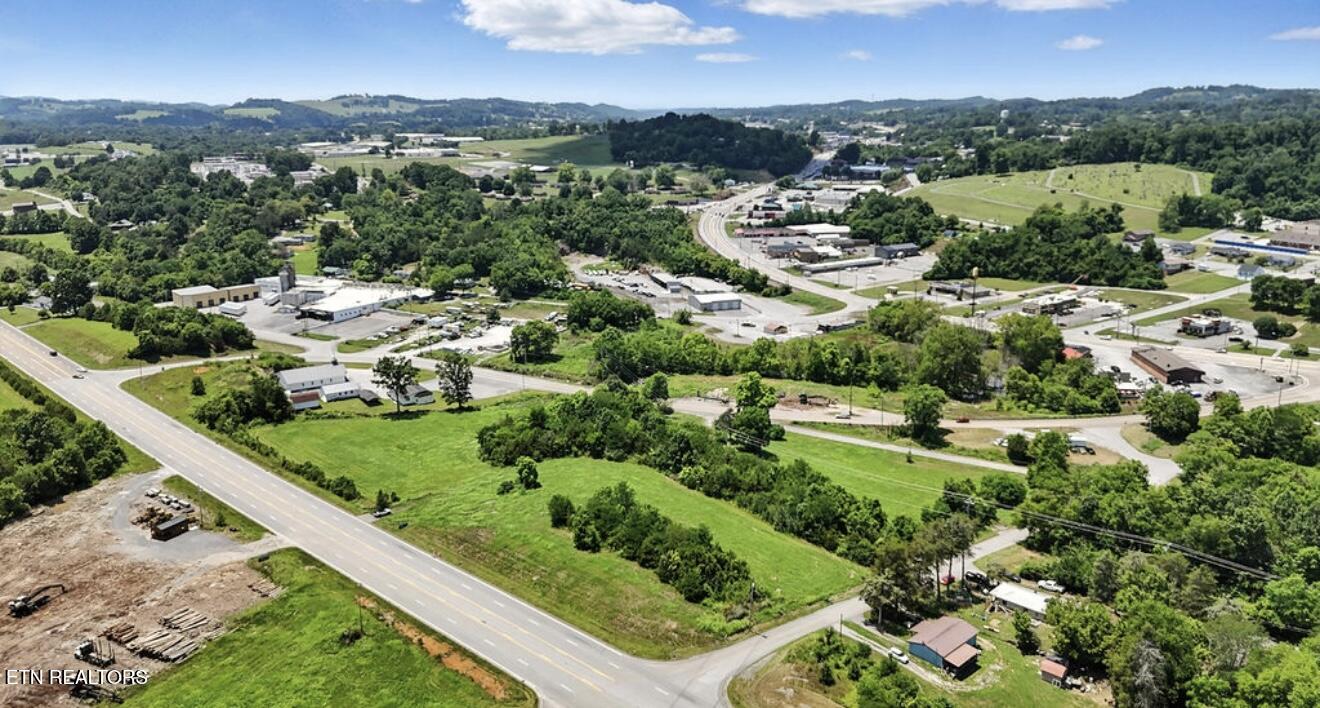 307 Old Kentucky Road Tazewell TN 37879