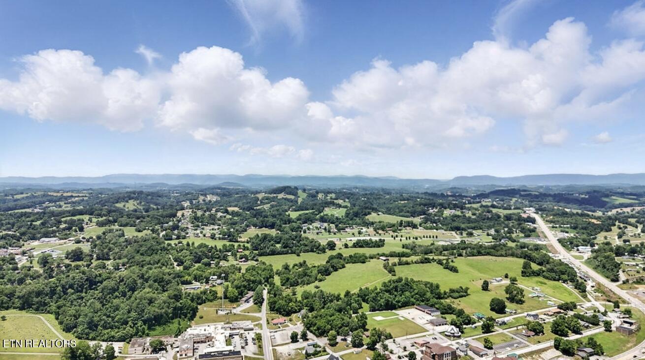 307 Old Kentucky Road Tazewell TN 37879
