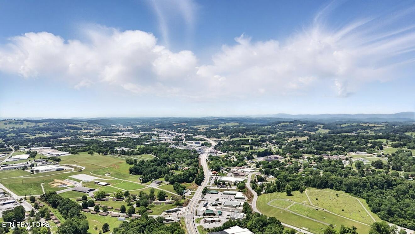 307 Old Kentucky Road Tazewell TN 37879